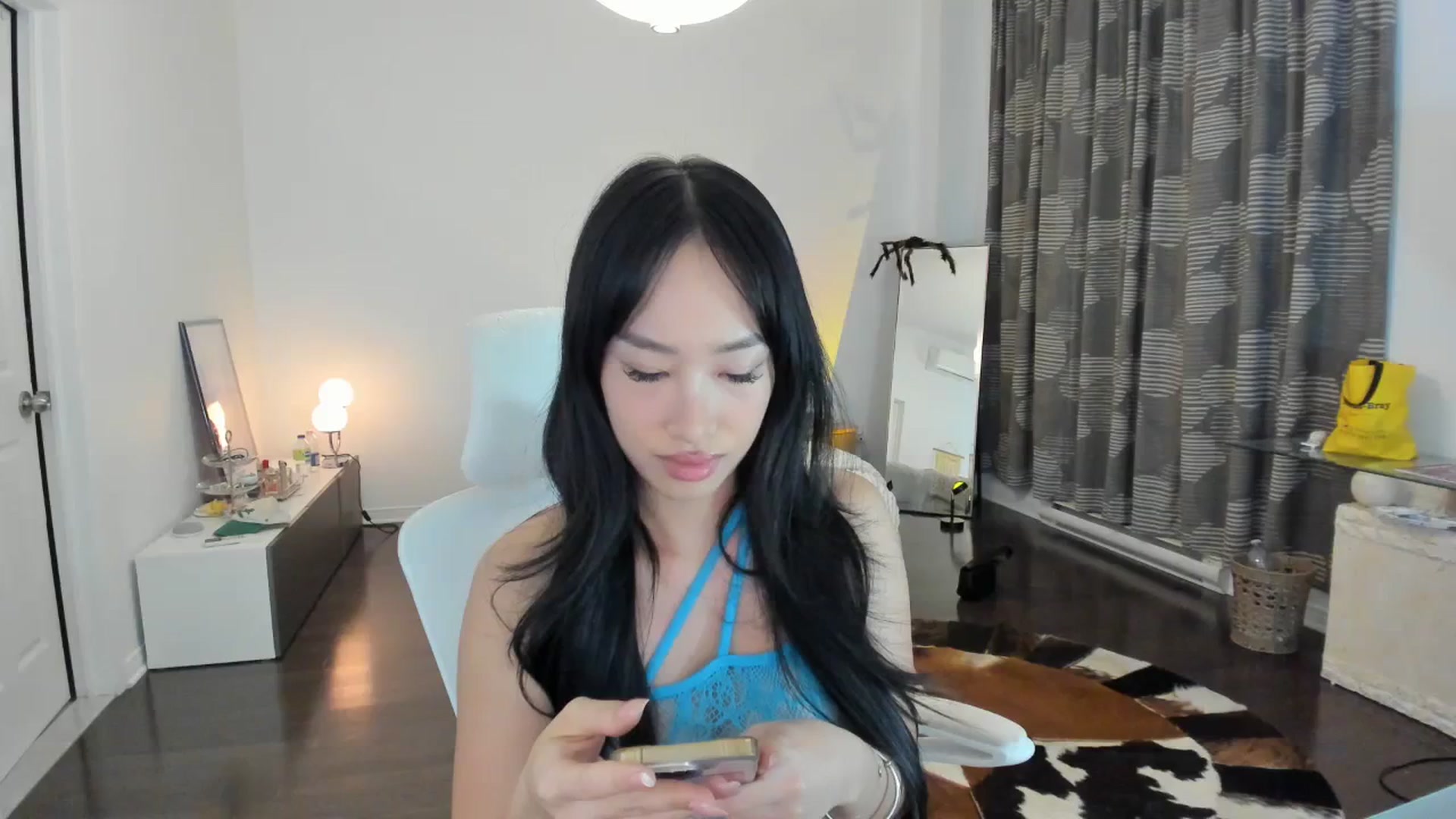 Gallery image thumbnail from BabieLee's myfreecams stream on, 10/29/2023, 03:22 image 1 of 20