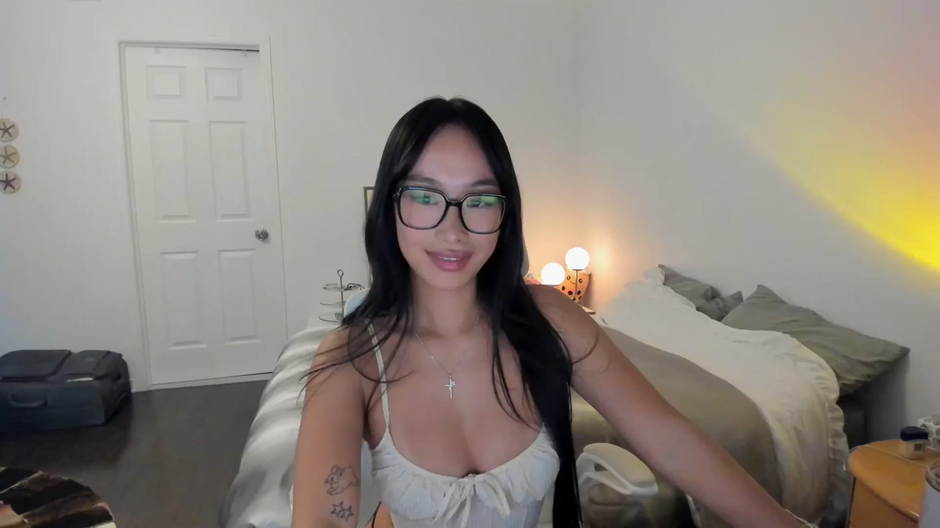 Gallery image thumbnail from BabieLee's myfreecams stream on, 01/16/2024, 03:26 image 8 of 20