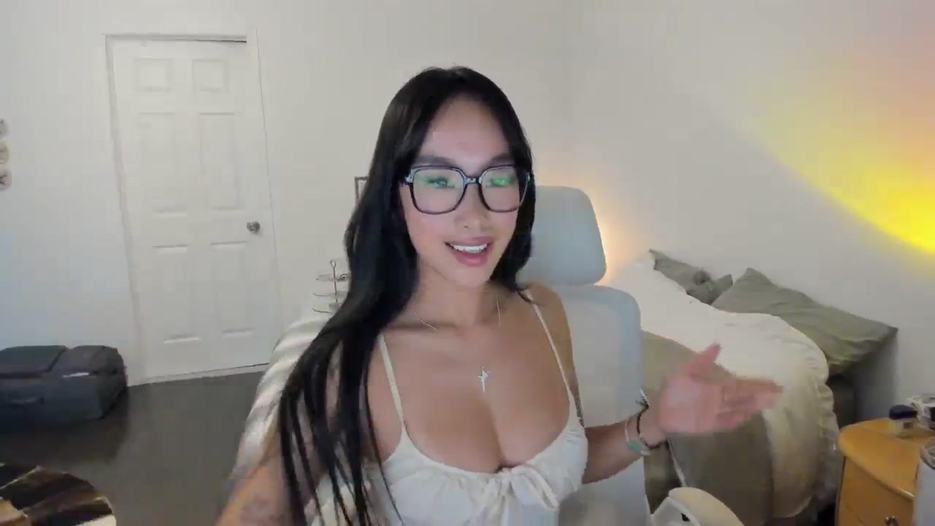 Gallery image thumbnail from BabieLee's myfreecams stream on, 01/16/2024, 03:26 image 7 of 20