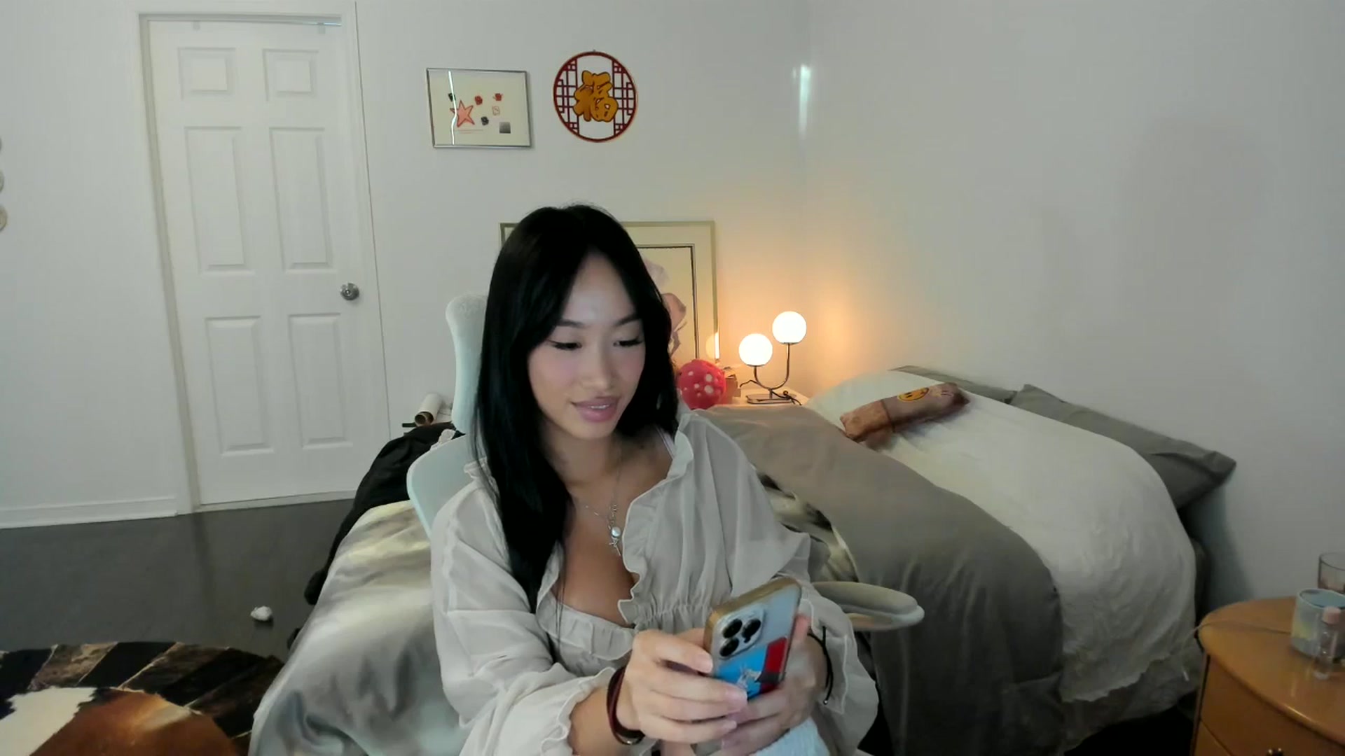 Gallery image thumbnail from BabieLee's myfreecams stream on, 02/14/2024, 21:20 image 13 of 20