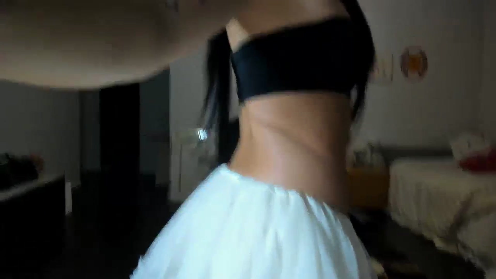 Gallery image thumbnail from BabieLee's myfreecams stream on, 04/15/2024, 02:53 image 14 of 20