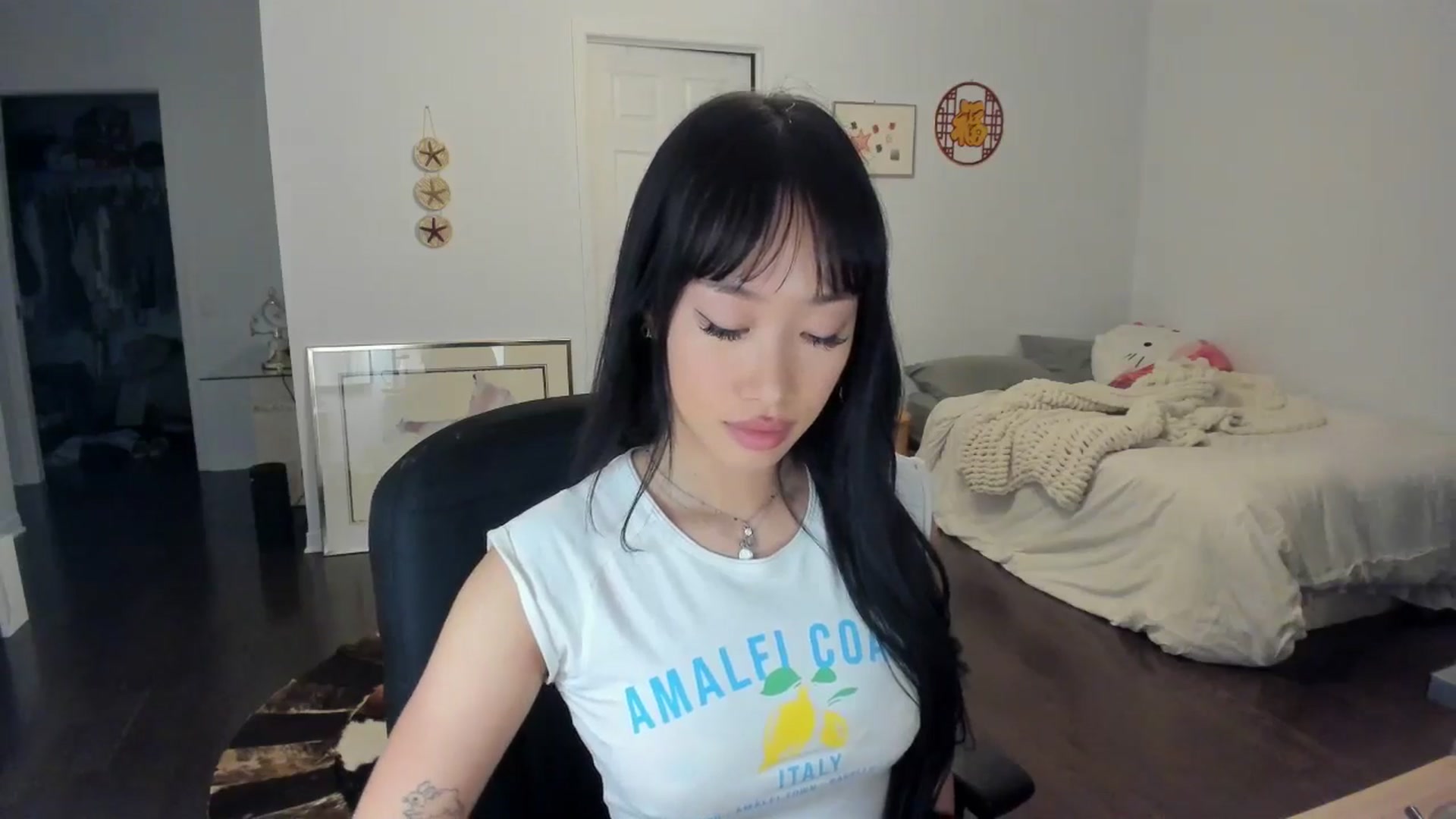 Gallery image thumbnail from BabieLee's myfreecams stream on, 04/28/2024, 04:06 image 10 of 20
