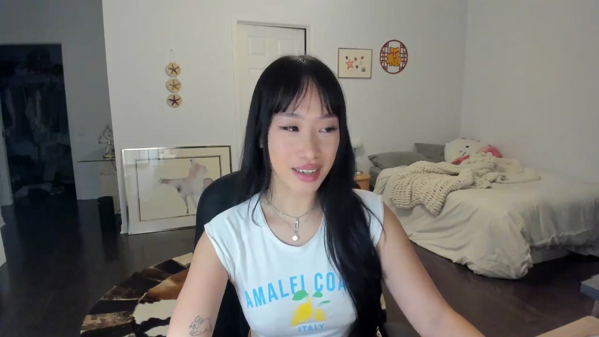 Gallery image thumbnail from BabieLee's myfreecams stream on, 04/28/2024, 04:06 image 12 of 20