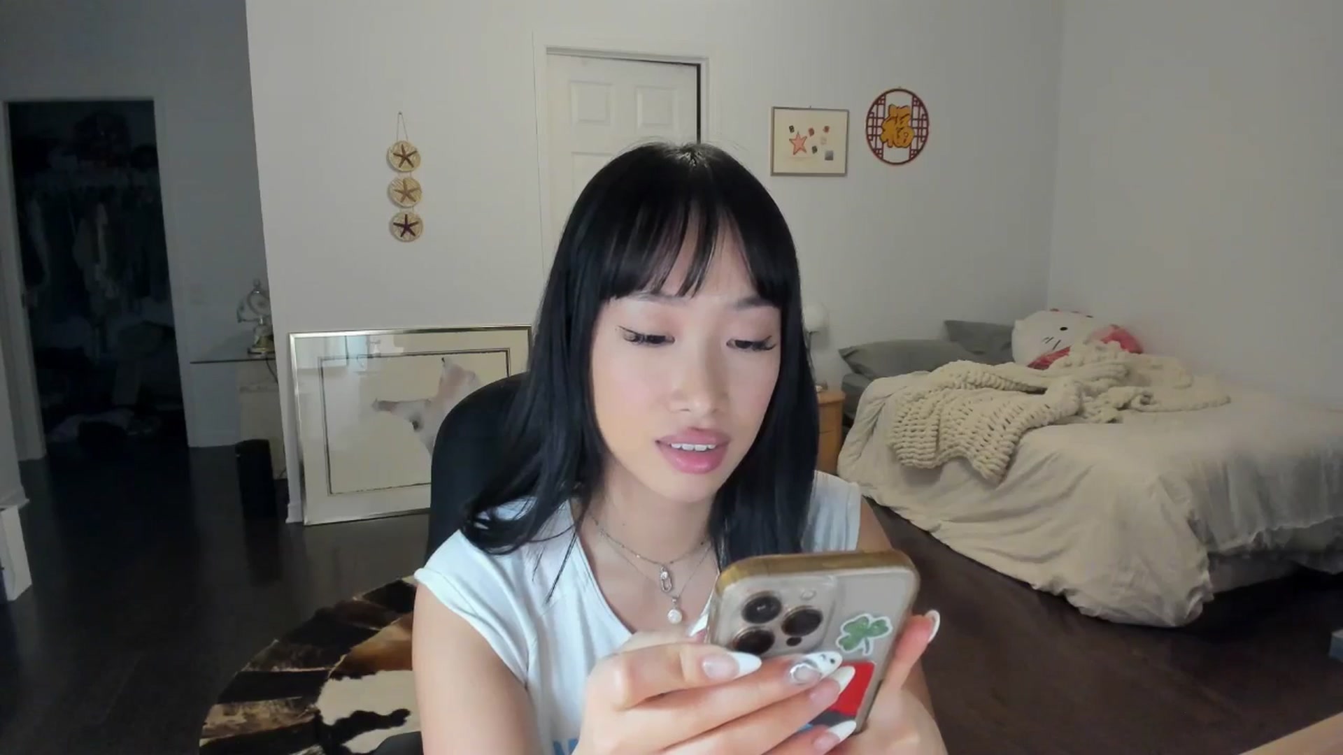 Gallery image thumbnail from BabieLee's myfreecams stream on, 04/28/2024, 04:56 image 13 of 20