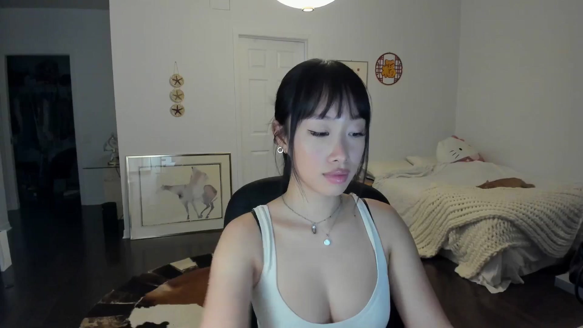 Gallery image thumbnail from BabieLee's myfreecams stream on, 04/28/2024, 23:40 image 7 of 20