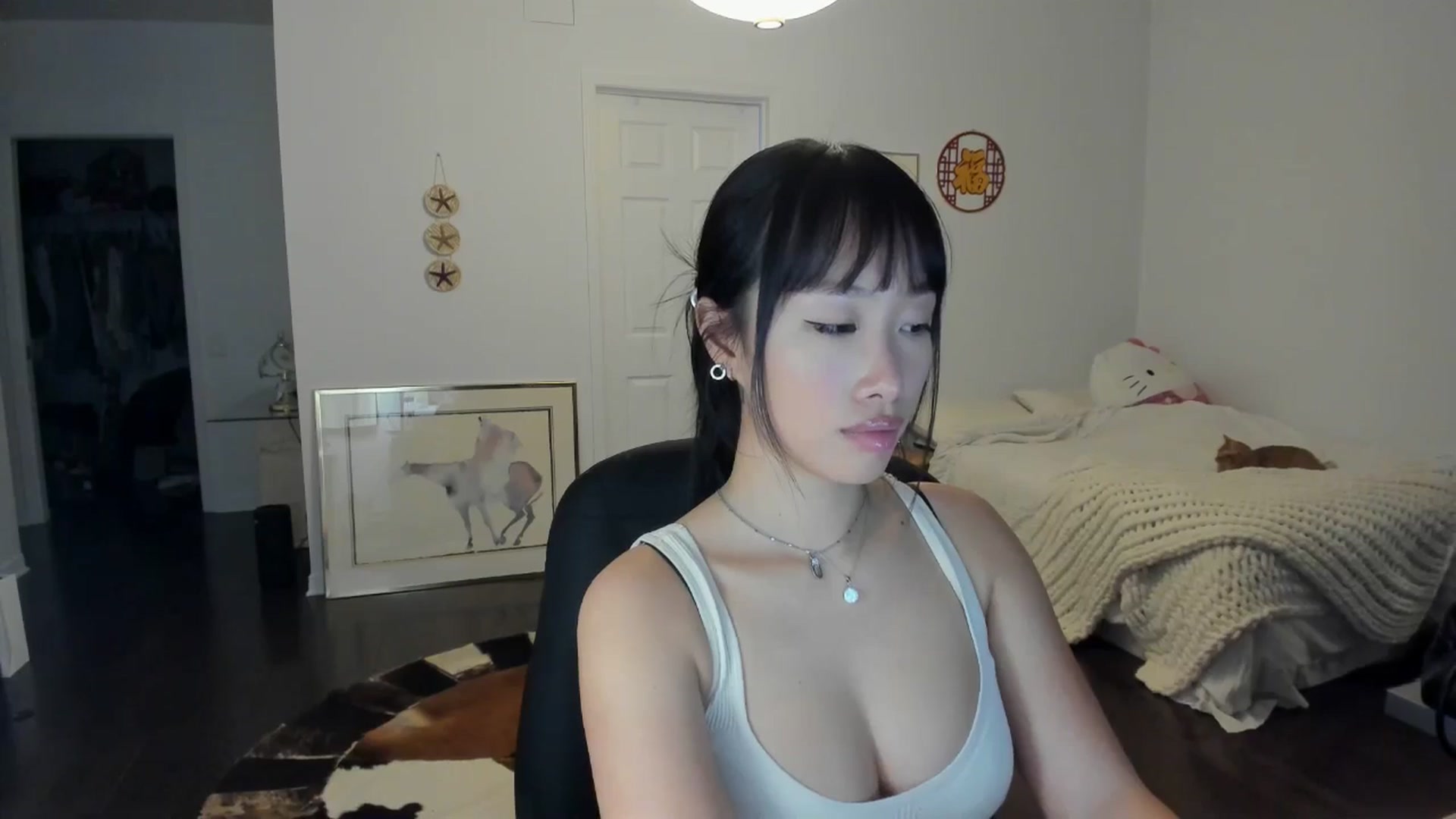 Gallery image thumbnail from BabieLee's myfreecams stream on, 04/28/2024, 23:40 image 15 of 20
