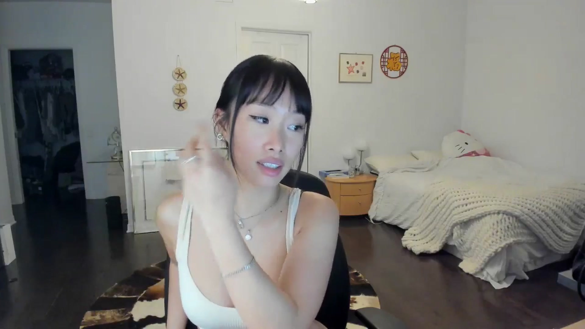 Gallery image thumbnail from BabieLee's myfreecams stream on, 04/29/2024, 01:00 image 20 of 20