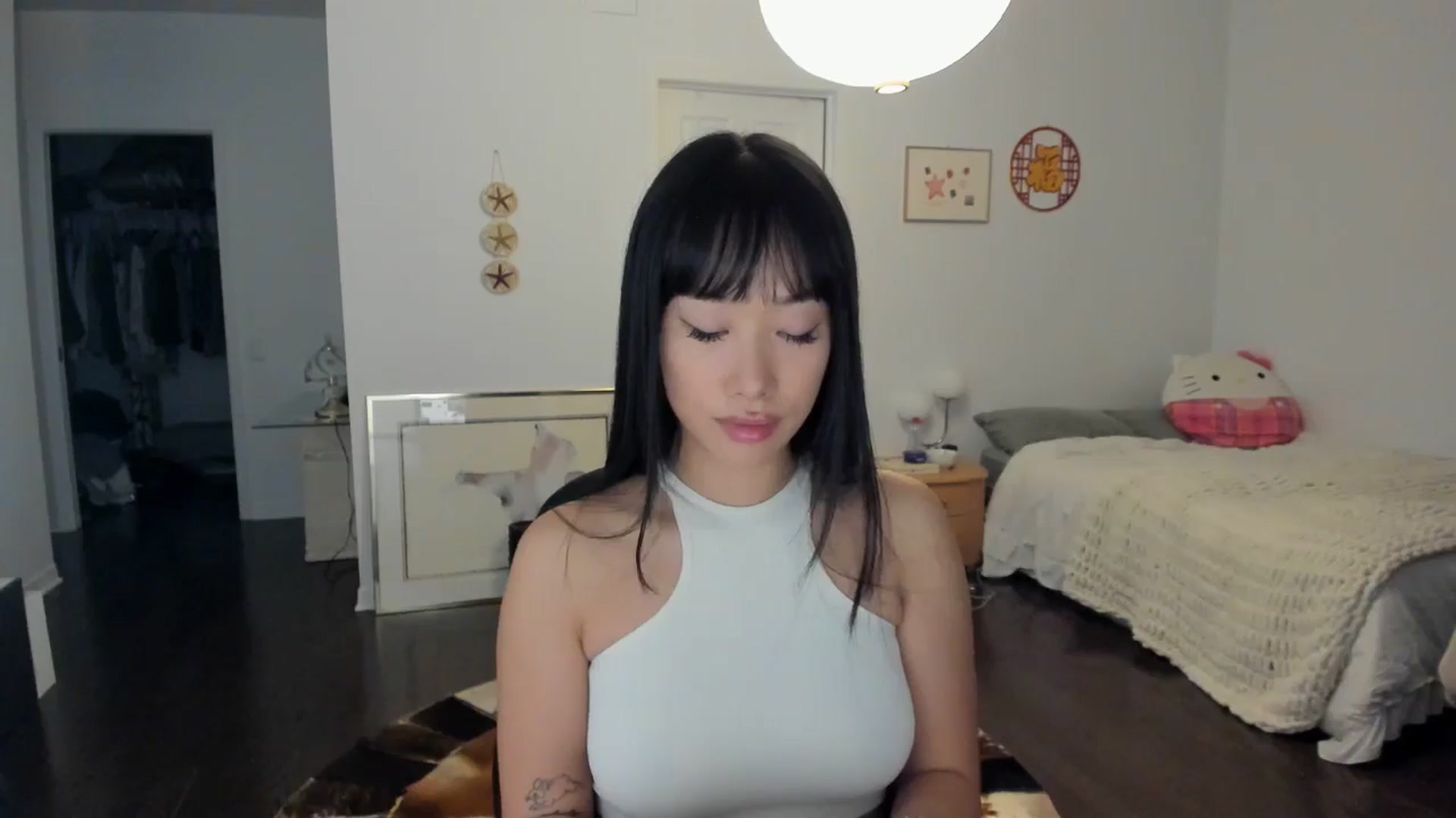 Gallery image thumbnail from BabieLee's myfreecams stream on, 05/15/2024, 03:24 image 6 of 20