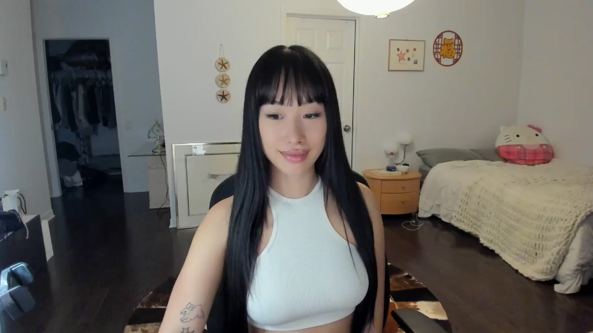 Gallery image thumbnail from BabieLee's myfreecams stream on, 05/15/2024, 03:24 image 13 of 20