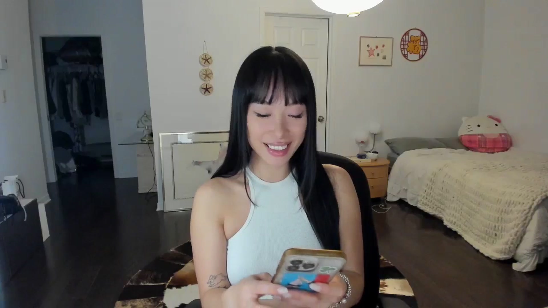 Gallery image thumbnail from BabieLee's myfreecams stream on, 05/15/2024, 03:24 image 14 of 20