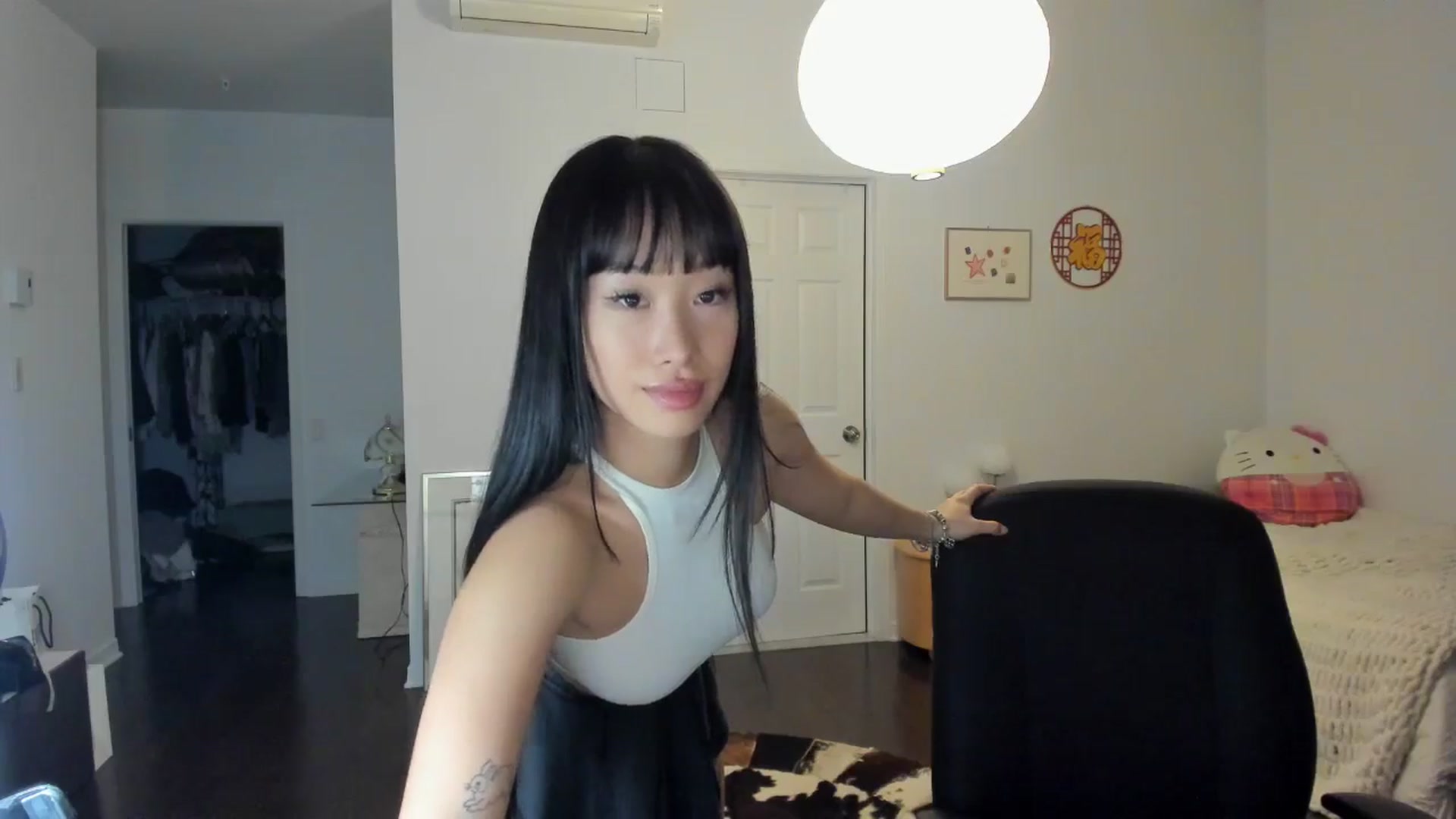 Gallery image thumbnail from BabieLee's myfreecams stream on, 05/15/2024, 03:24 image 11 of 20