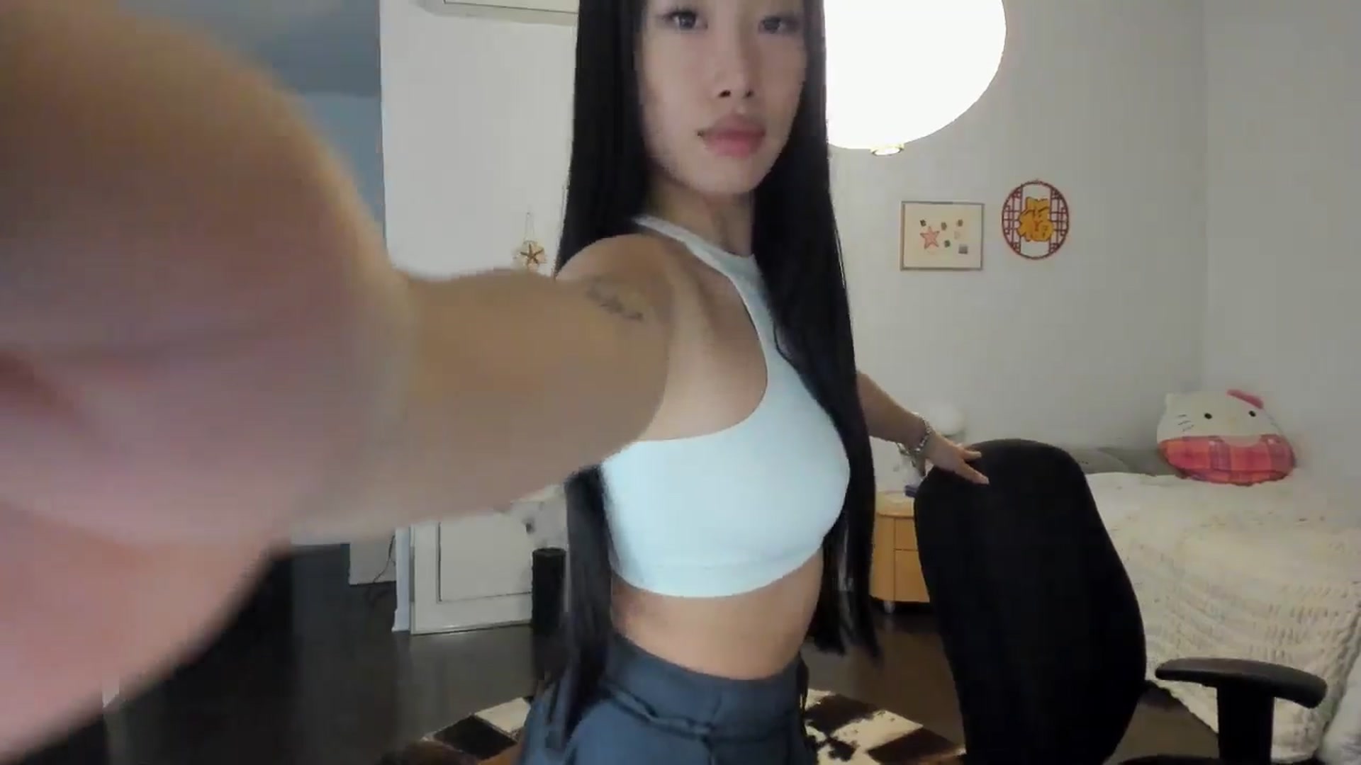 Gallery image thumbnail from BabieLee's myfreecams stream on, 05/15/2024, 03:24 image 17 of 20