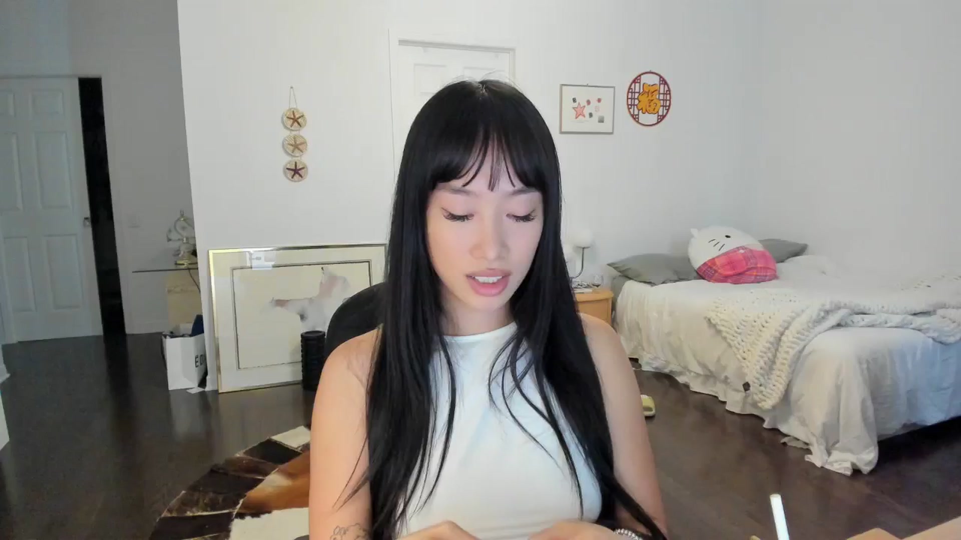 Gallery image thumbnail from BabieLee's myfreecams stream on, 05/24/2024, 19:17 image 16 of 20