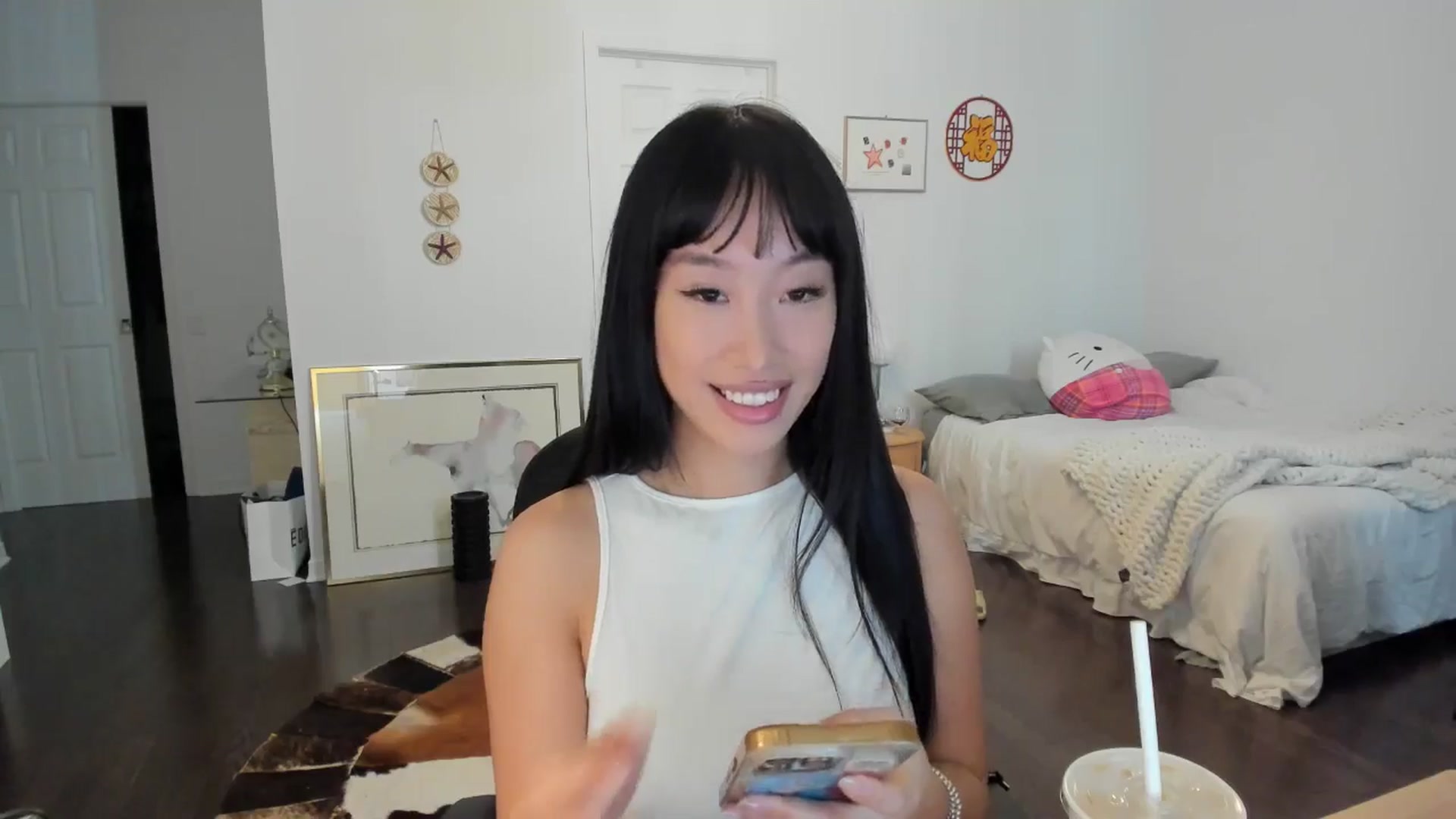 Gallery image thumbnail from BabieLee's myfreecams stream on, 05/24/2024, 19:17 image 8 of 20