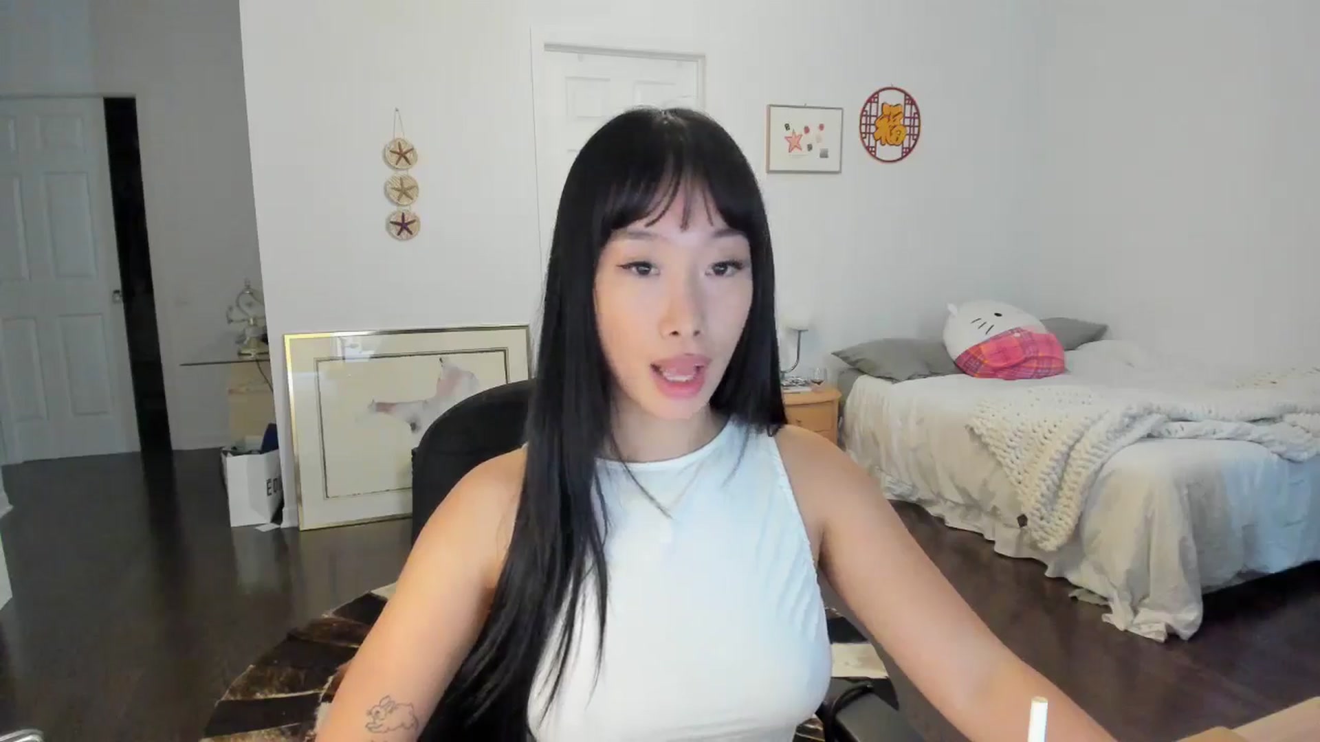 Gallery image thumbnail from BabieLee's myfreecams stream on, 05/24/2024, 20:12 image 2 of 20