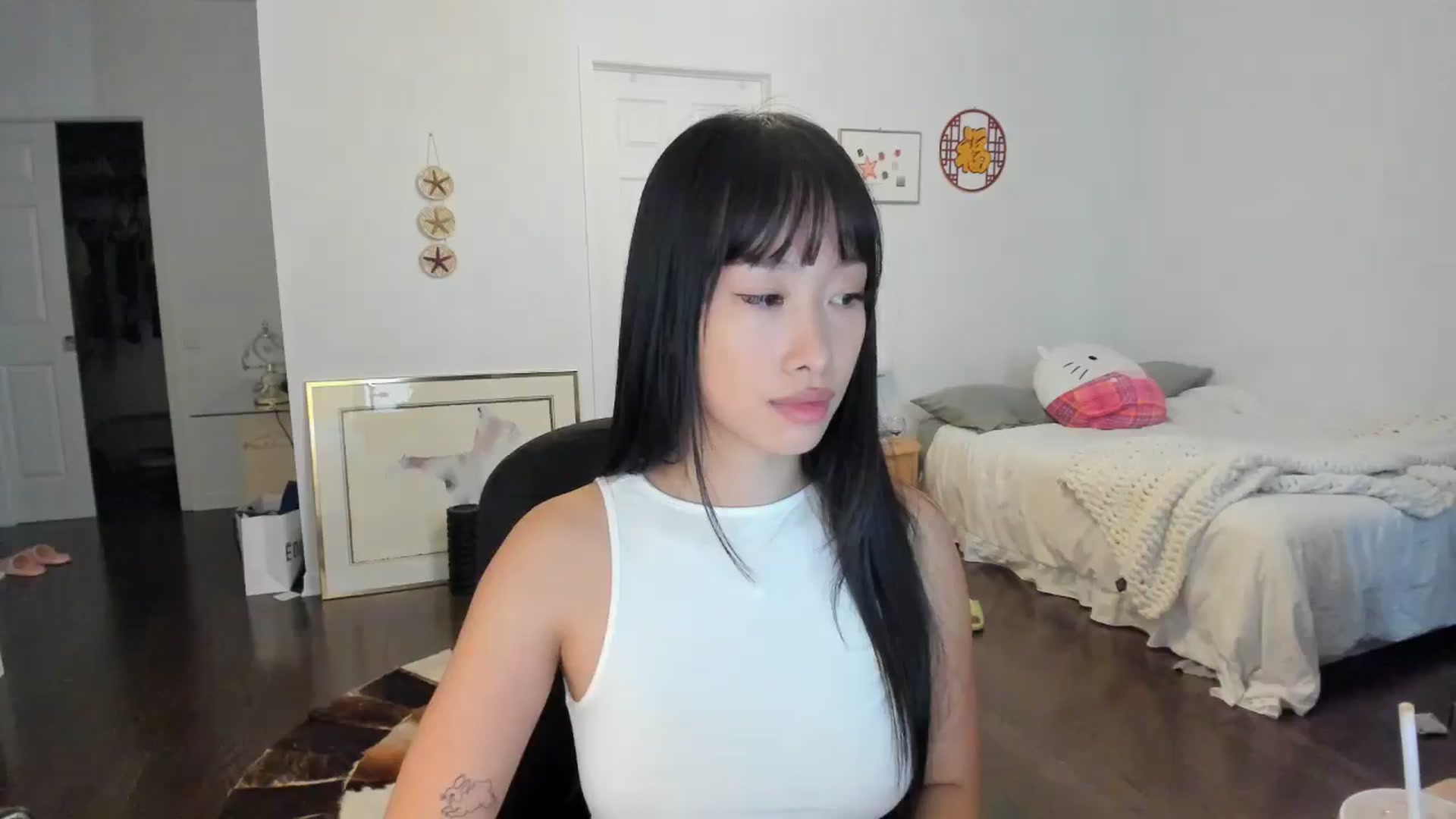 Gallery image thumbnail from BabieLee's myfreecams stream on, 05/24/2024, 20:12 image 17 of 20