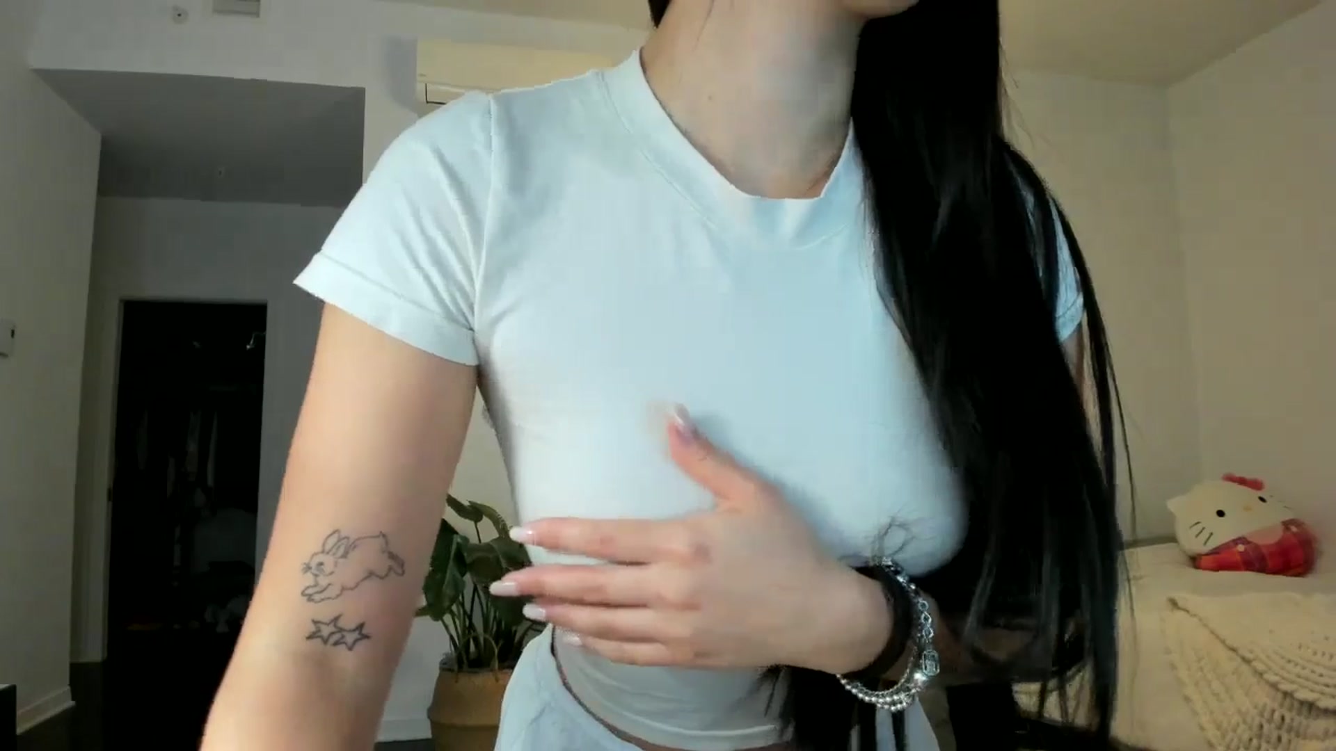Gallery image thumbnail from BabieLee's myfreecams stream on, 06/11/2024, 19:37 image 10 of 20
