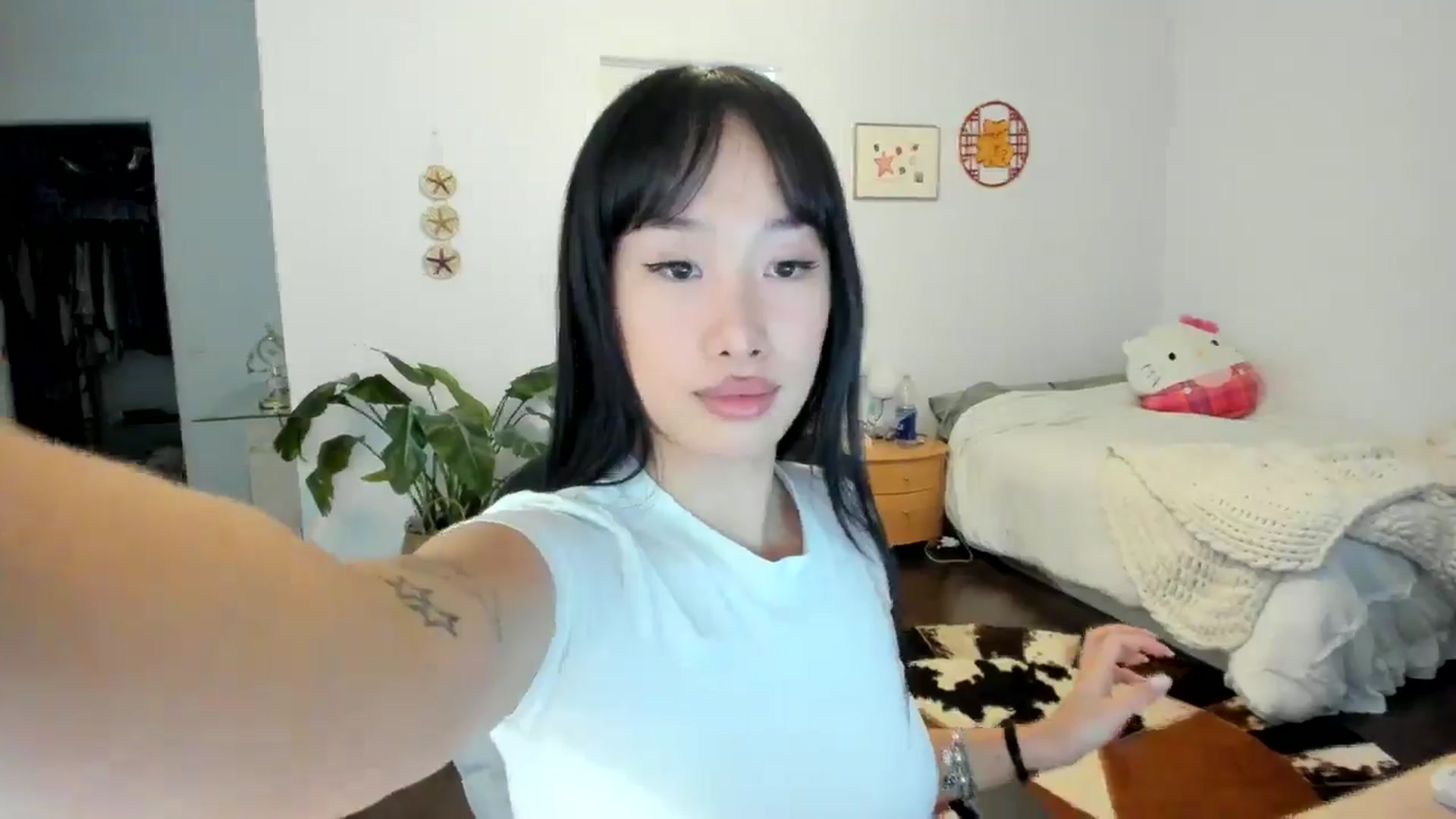 Gallery image thumbnail from BabieLee's myfreecams stream on, 06/11/2024, 19:37 image 11 of 20