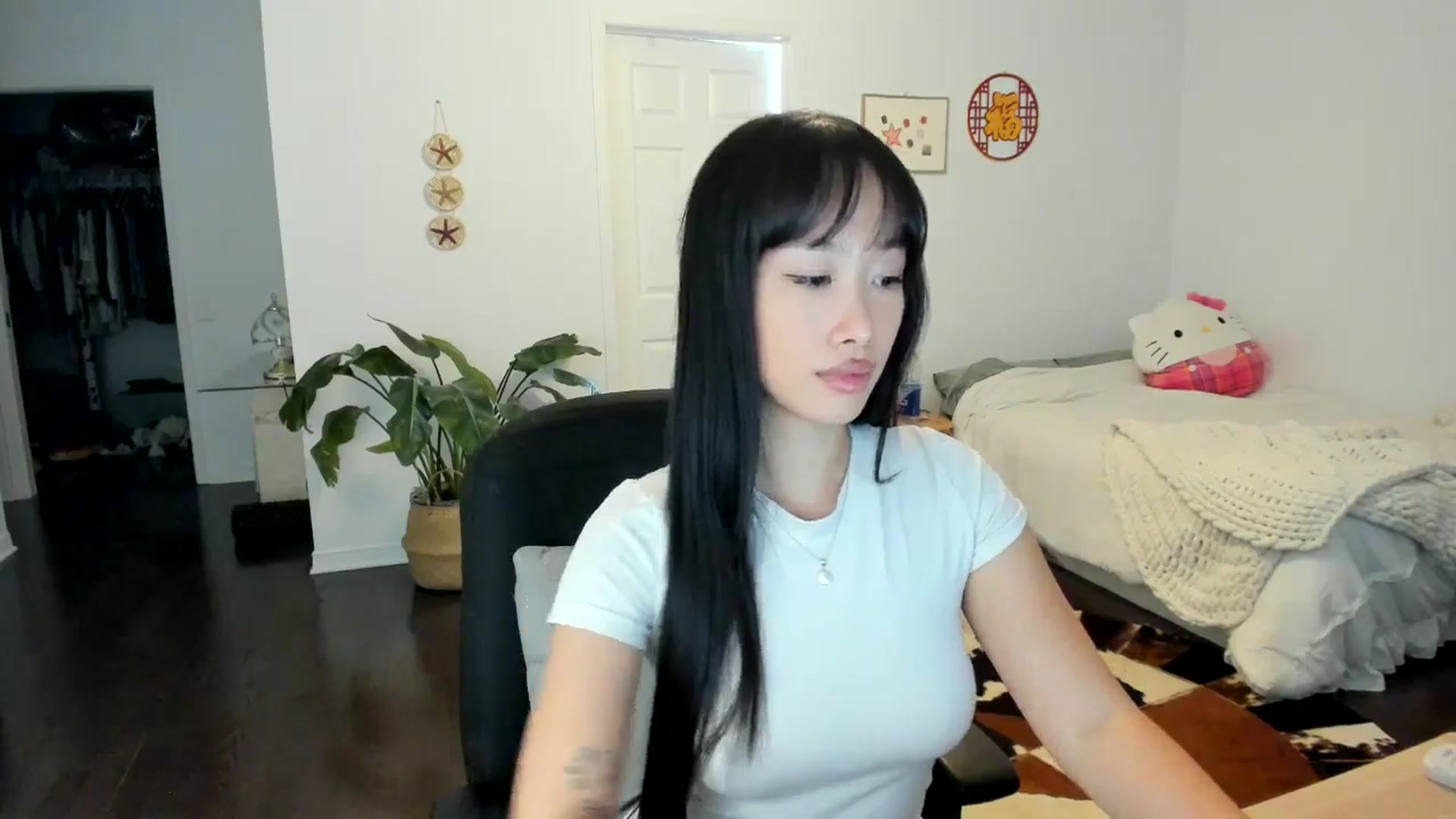 Gallery image thumbnail from BabieLee's myfreecams stream on, 06/11/2024, 19:37 image 5 of 20