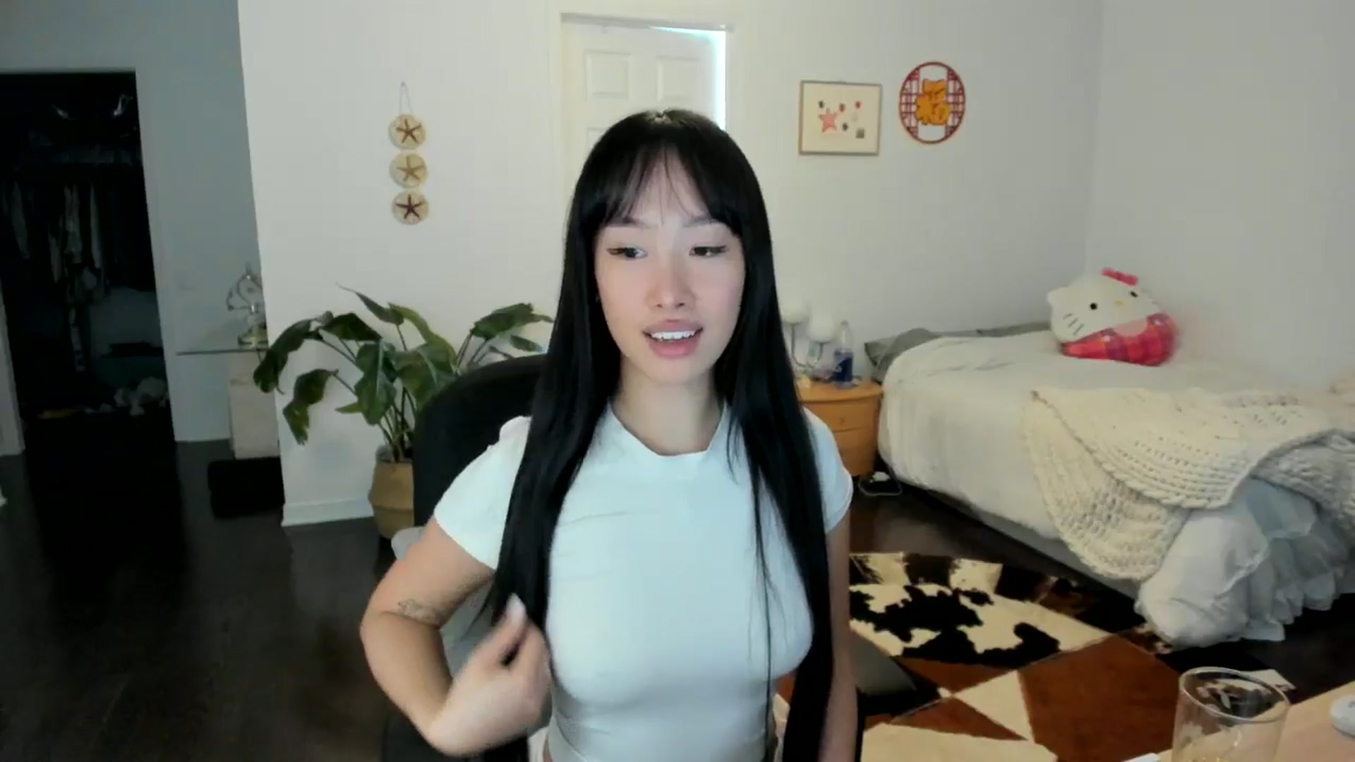 Gallery image thumbnail from BabieLee's myfreecams stream on, 06/11/2024, 19:37 image 15 of 20