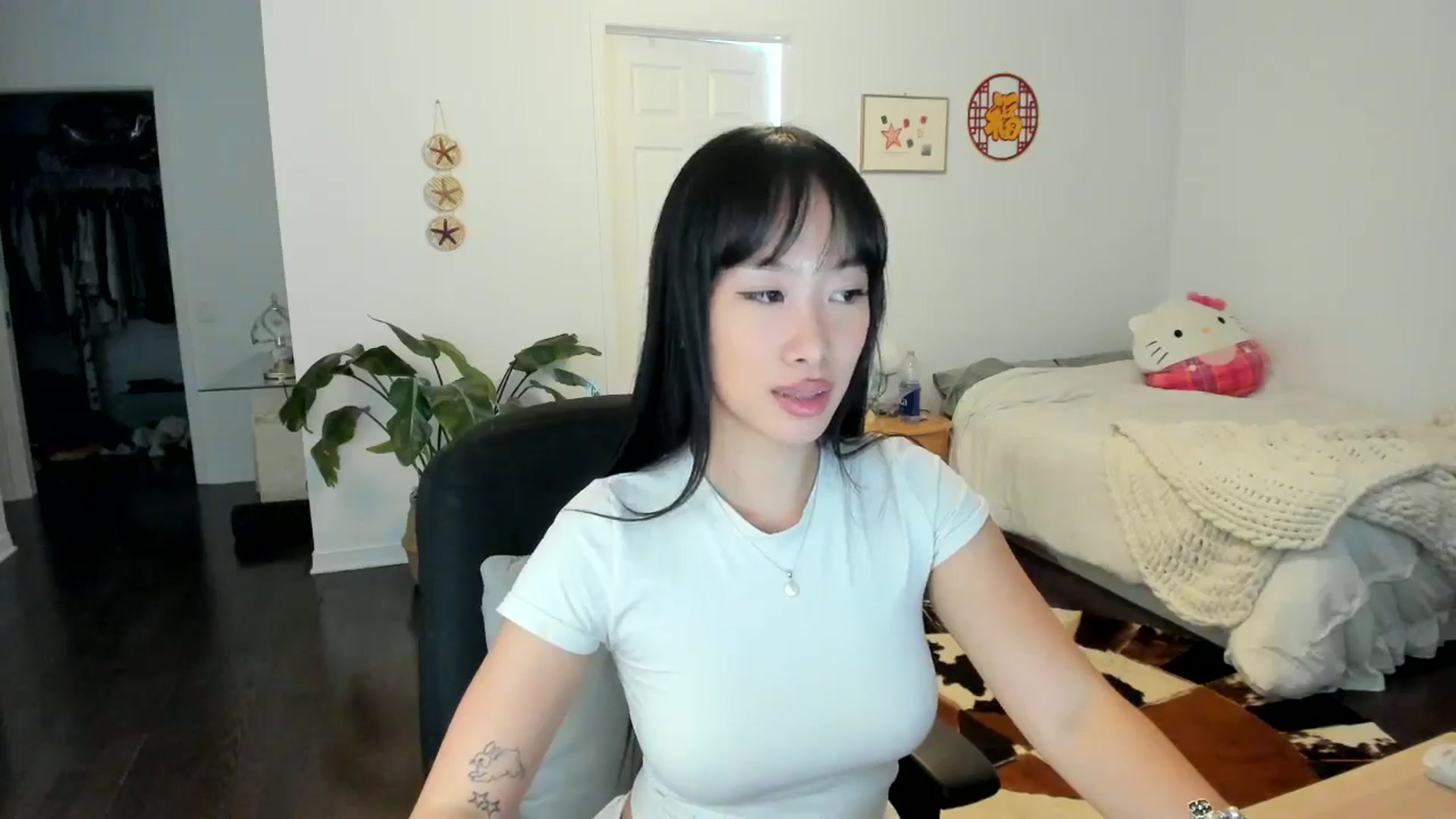 Gallery image thumbnail from BabieLee's myfreecams stream on, 06/11/2024, 19:37 image 4 of 20