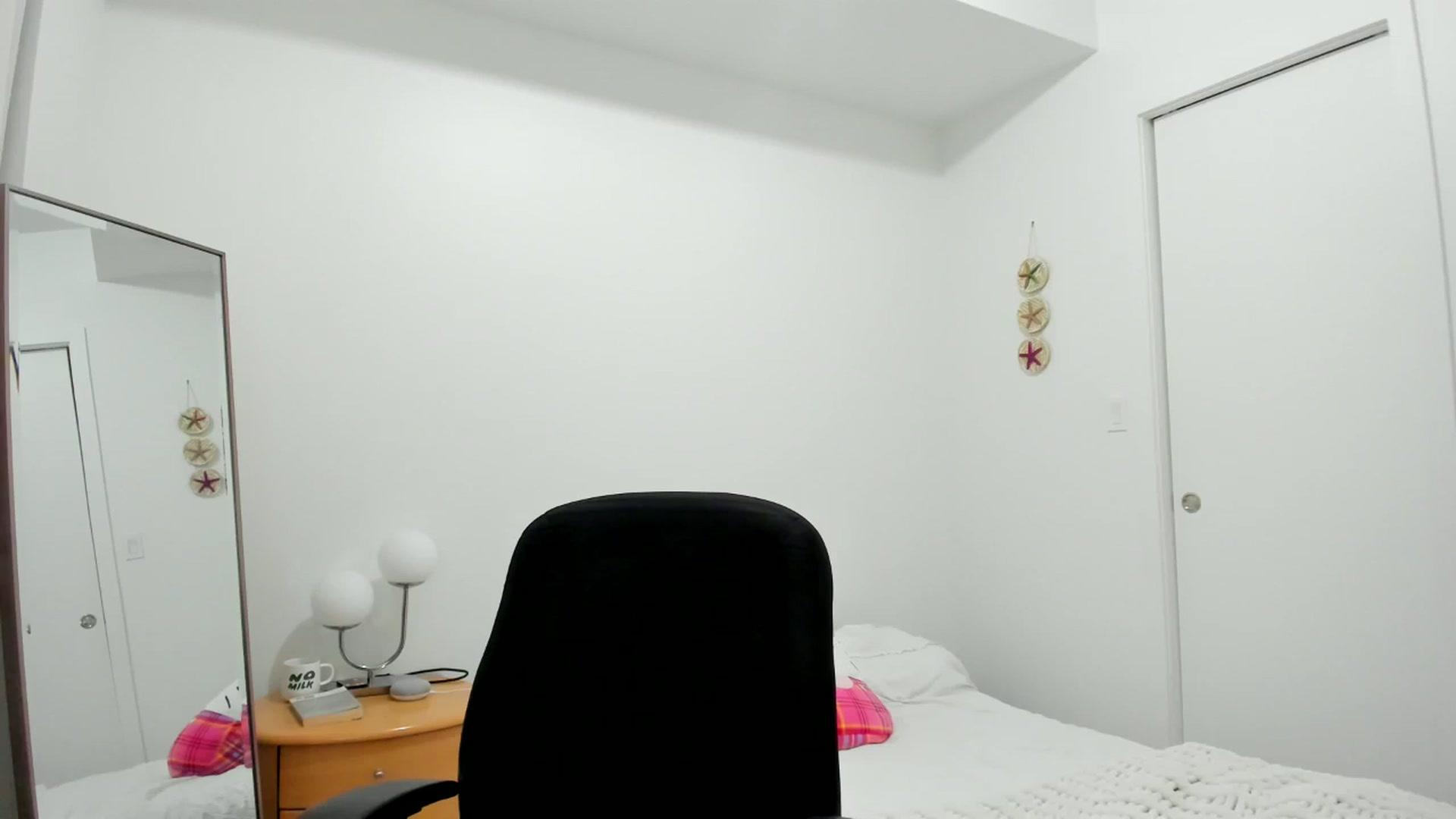 Gallery image thumbnail from BabieLee's myfreecams stream on, 08/02/2024, 02:21 image 10 of 20
