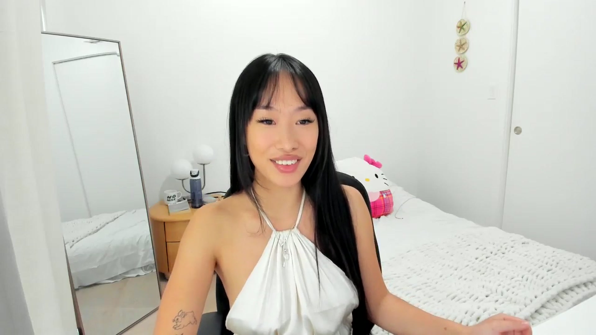 Gallery image thumbnail from BabieLee's myfreecams stream on, 08/06/2024, 21:59 image 11 of 20