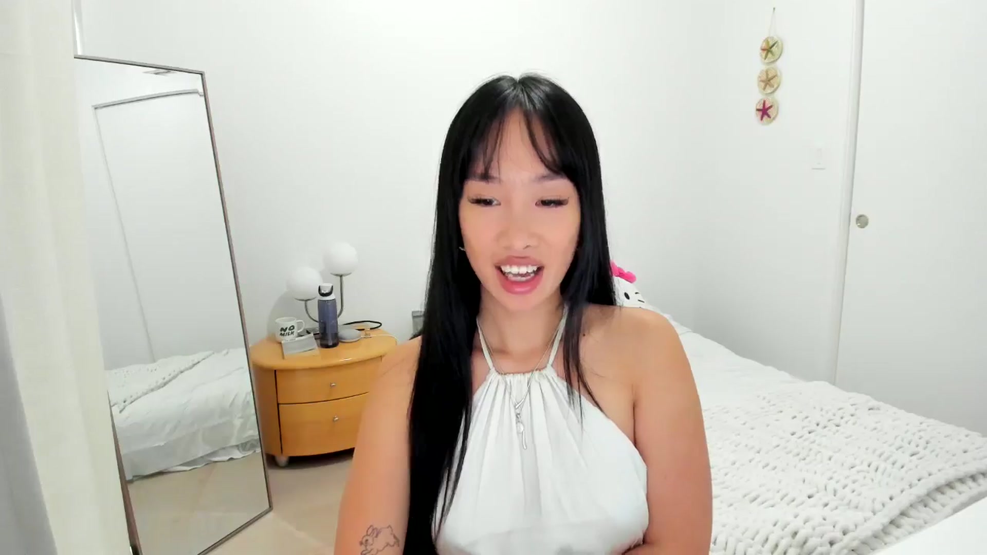Gallery image thumbnail from BabieLee's myfreecams stream on, 08/06/2024, 21:59 image 5 of 20