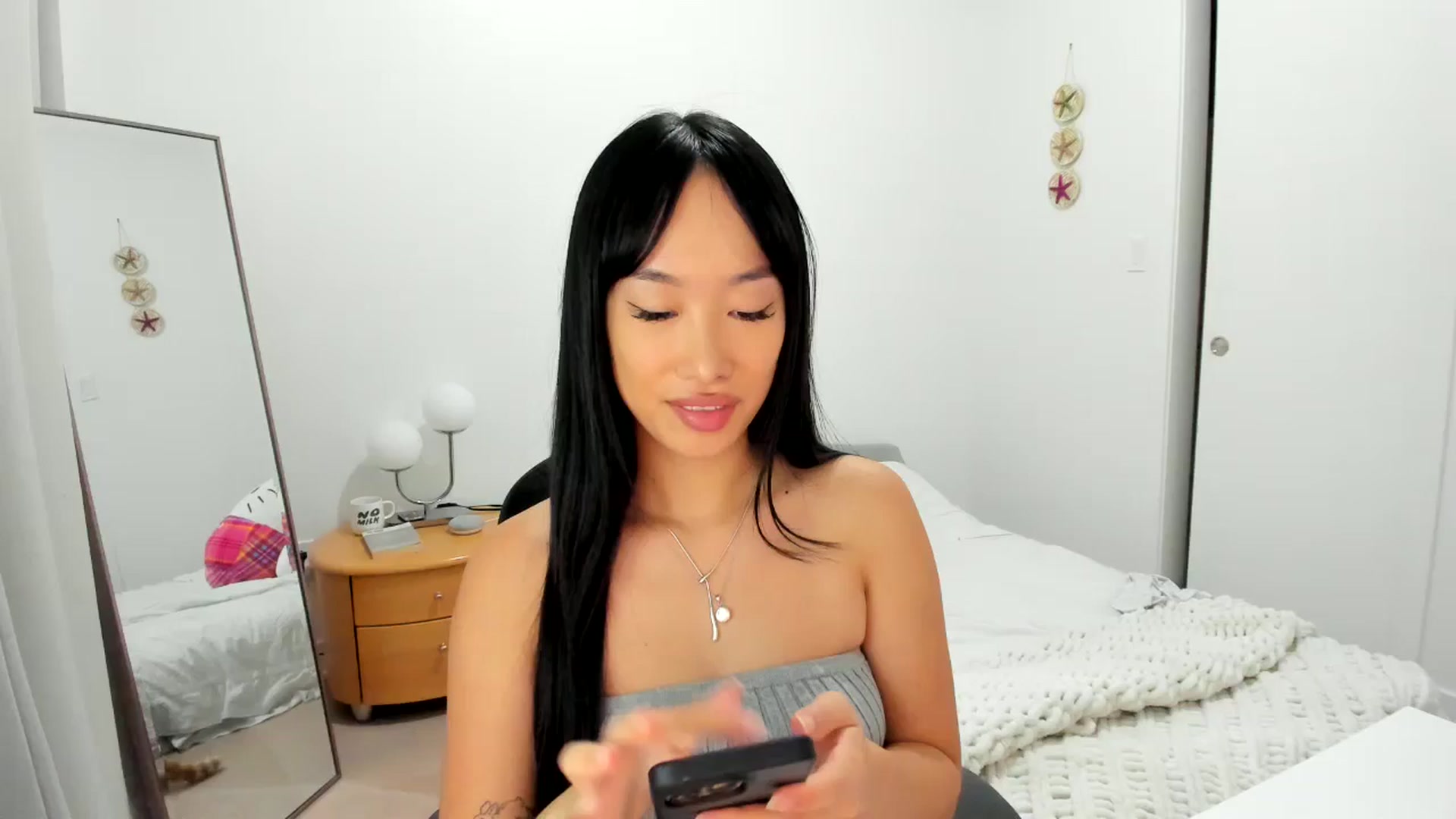 Gallery image thumbnail from BabieLee's myfreecams stream on, 08/10/2024, 05:17 image 3 of 20