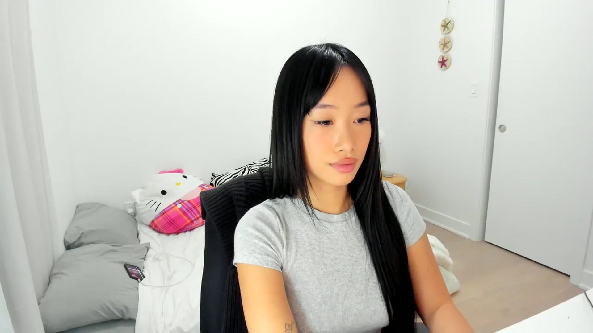 Gallery image thumbnail from BabieLee's myfreecams stream on, 11/07/2024, 02:51 image 17 of 20