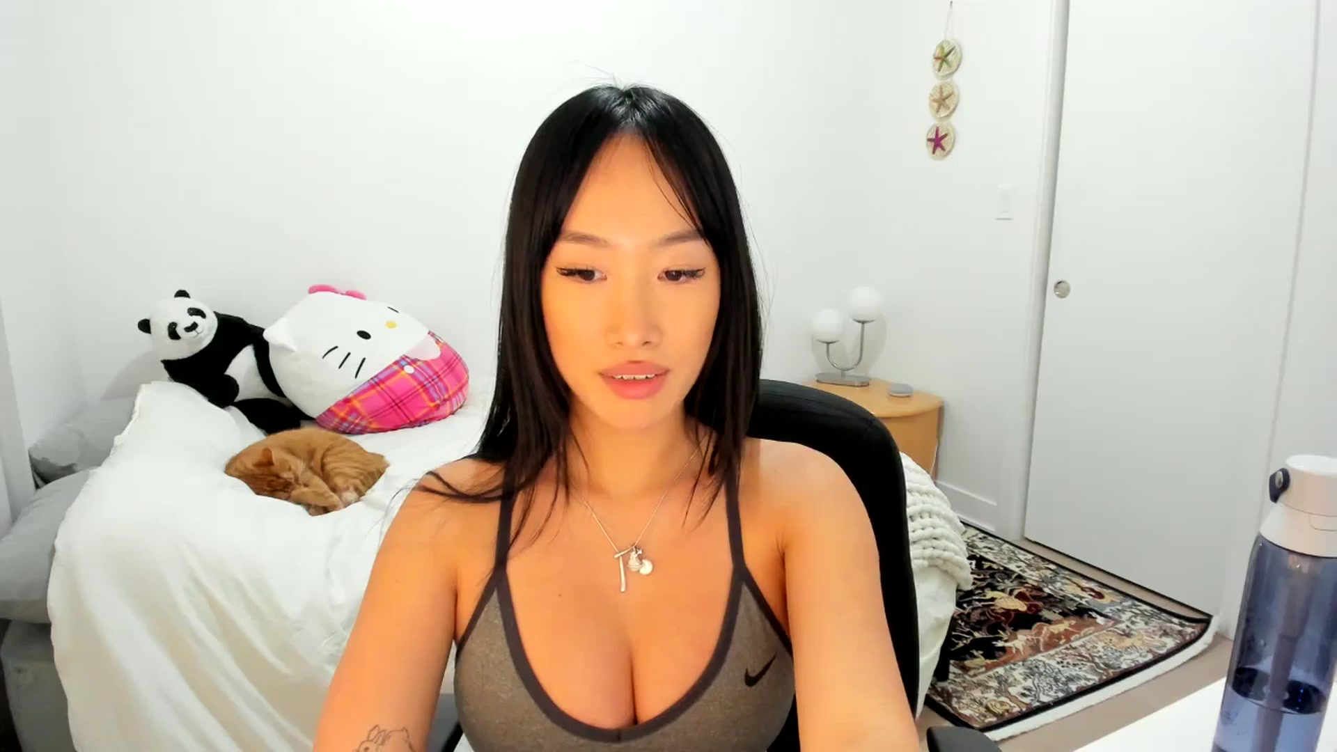 Gallery image thumbnail from BabieLee's myfreecams stream on, 12/01/2024, 04:09 image 13 of 20