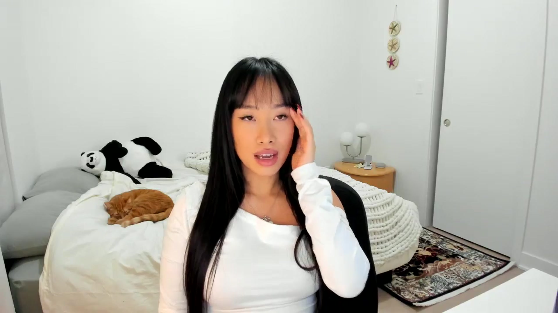Gallery image thumbnail from BabieLee's myfreecams stream on, 12/05/2024, 21:37 image 17 of 20