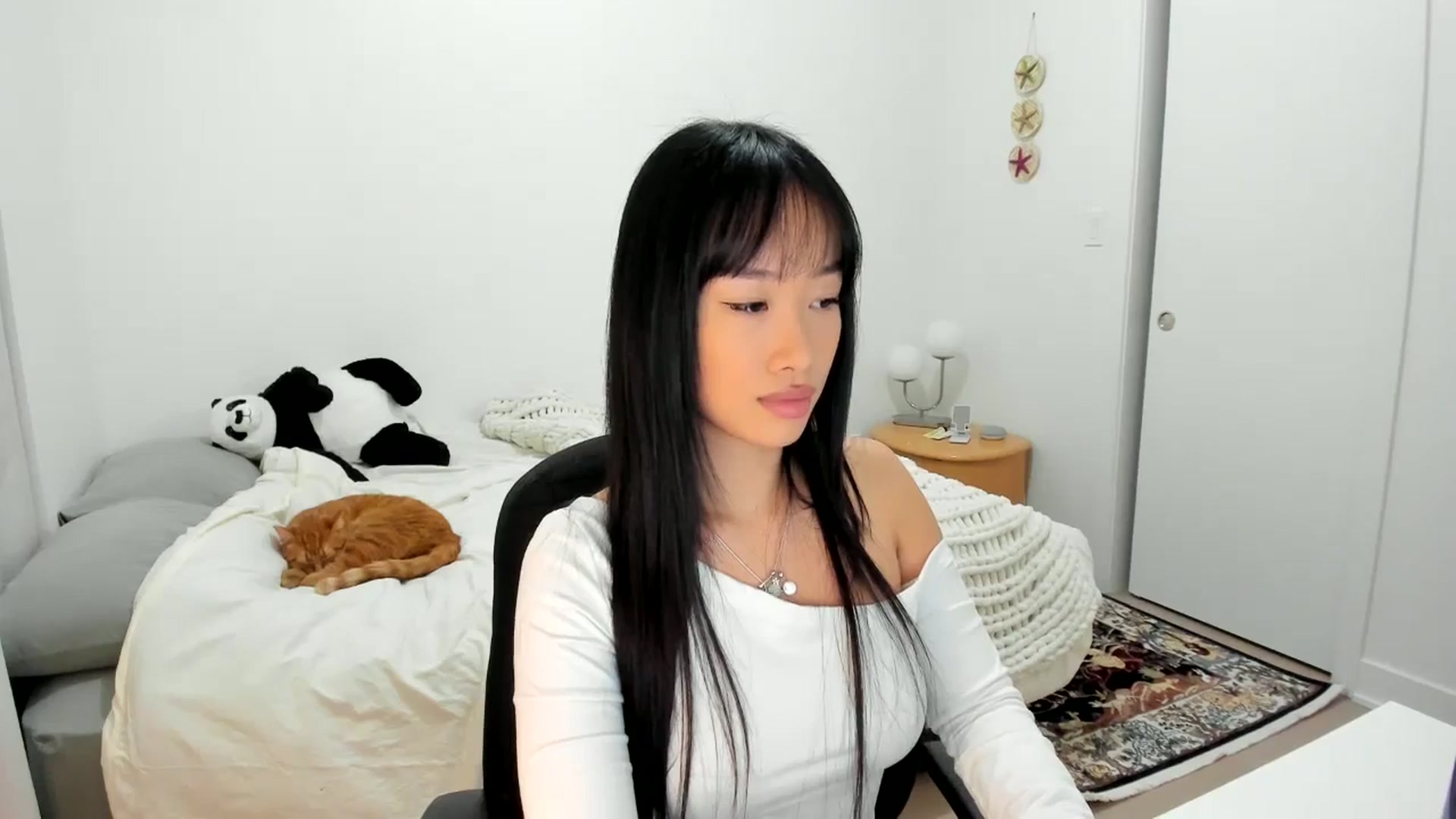 Gallery image thumbnail from BabieLee's myfreecams stream on, 12/05/2024, 21:37 image 12 of 20