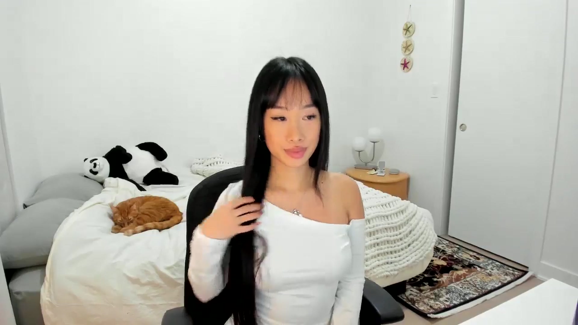 Gallery image thumbnail from BabieLee's myfreecams stream on, 12/05/2024, 21:37 image 8 of 20