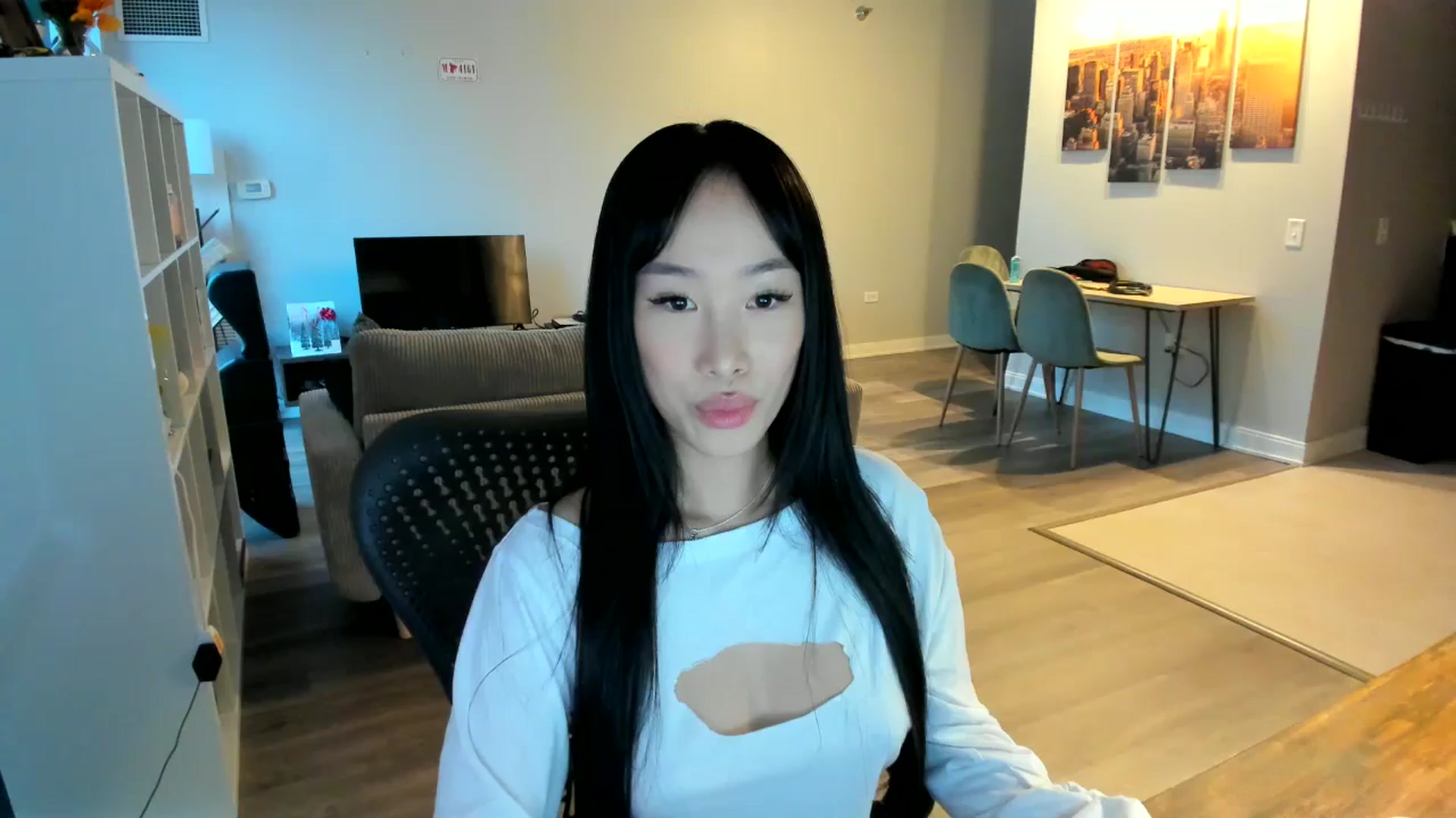 Gallery image thumbnail from BabieLee's myfreecams stream on, 12/20/2024, 22:56 image 6 of 20