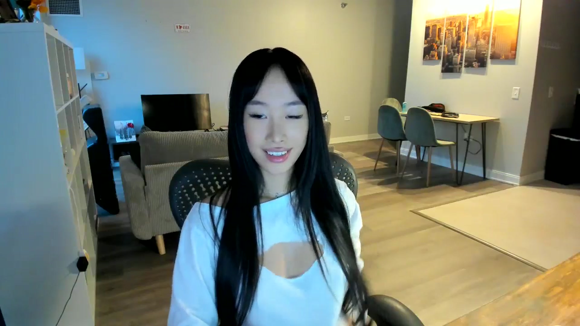 Gallery image thumbnail from BabieLee's myfreecams stream on, 12/20/2024, 22:56 image 9 of 20