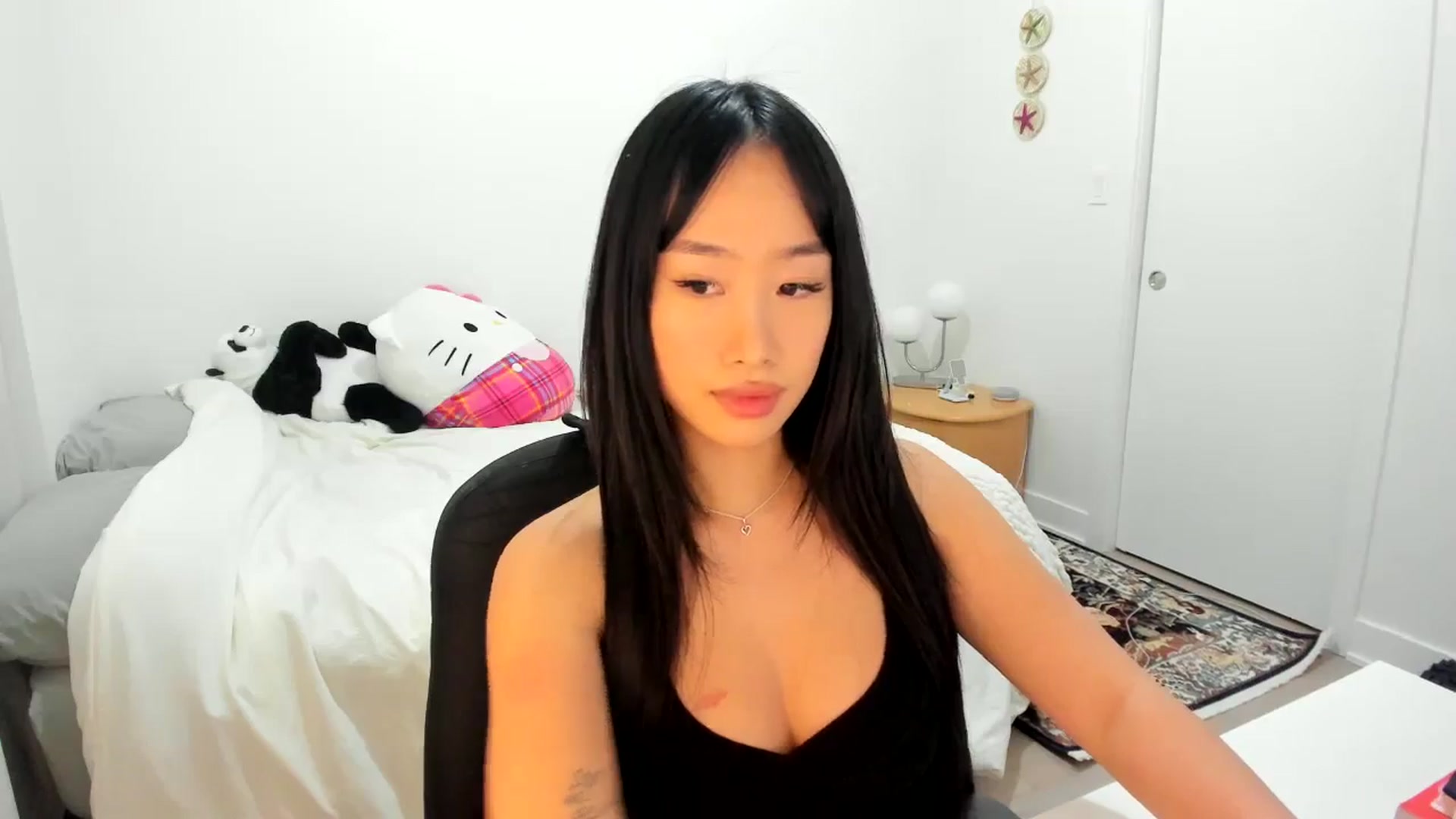 Gallery image thumbnail from BabieLee's myfreecams stream on, 12/29/2024, 05:34 image 2 of 20