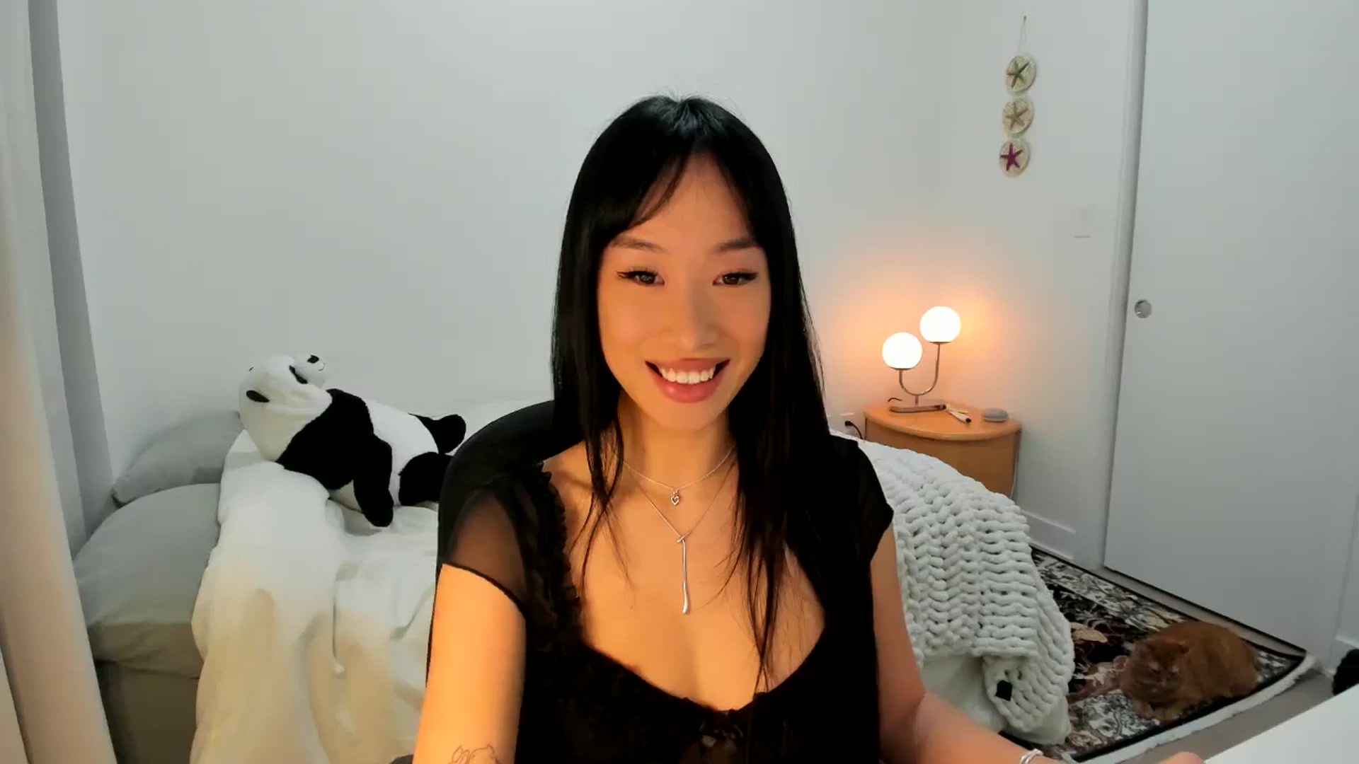 Gallery image thumbnail from BabieLee's myfreecams stream on, 01/05/2025, 02:38 image 15 of 20