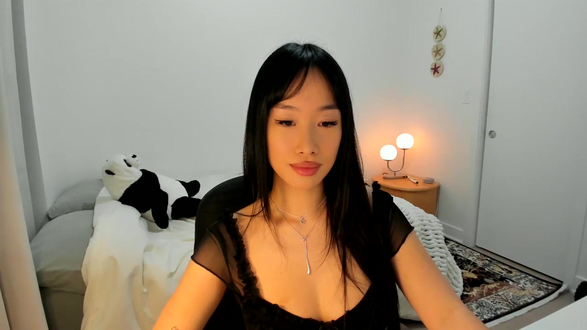 Gallery image thumbnail from BabieLee's myfreecams stream on, 01/05/2025, 02:38 image 10 of 20
