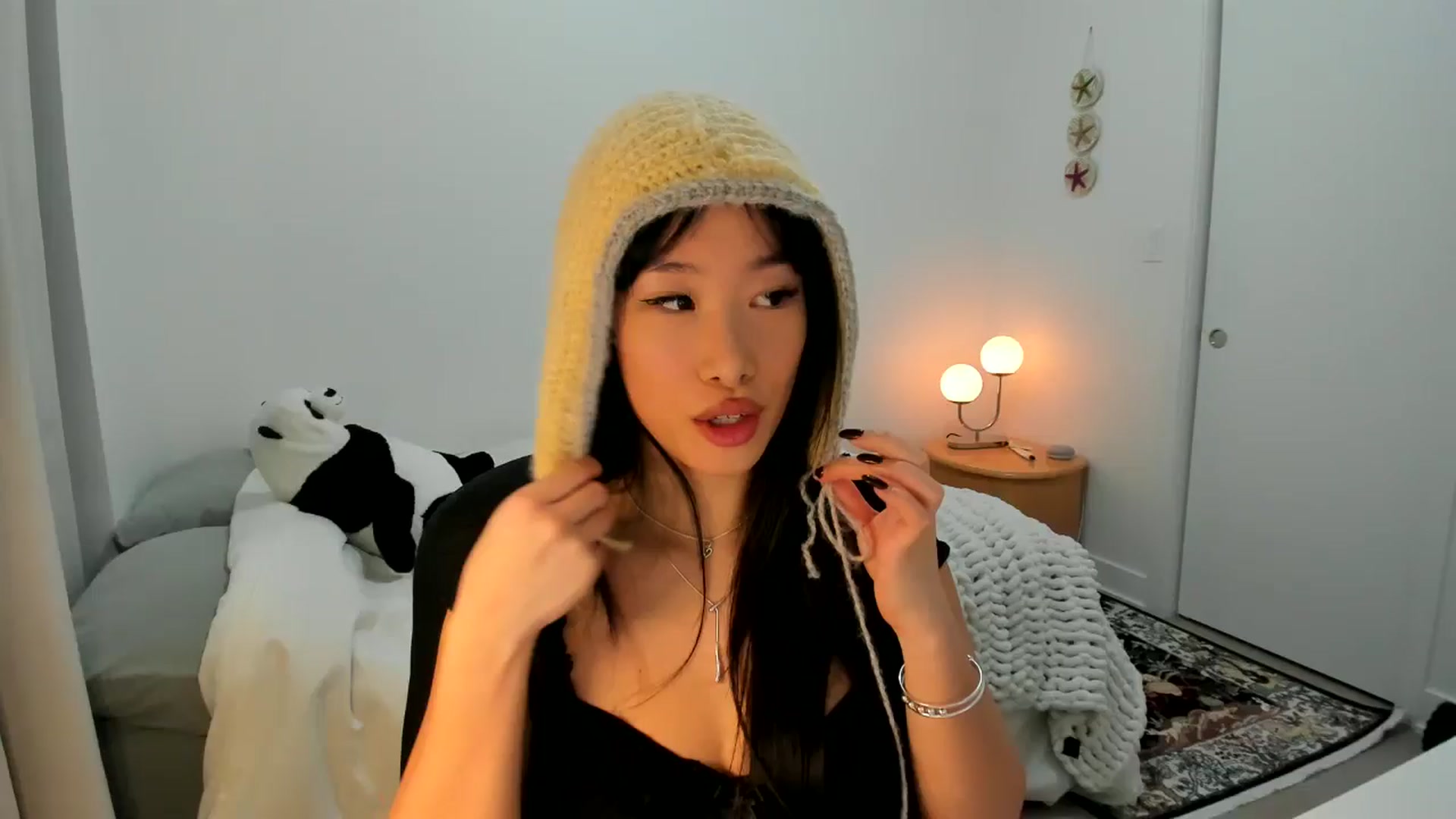 Gallery image thumbnail from BabieLee's myfreecams stream on, 01/05/2025, 02:38 image 3 of 20