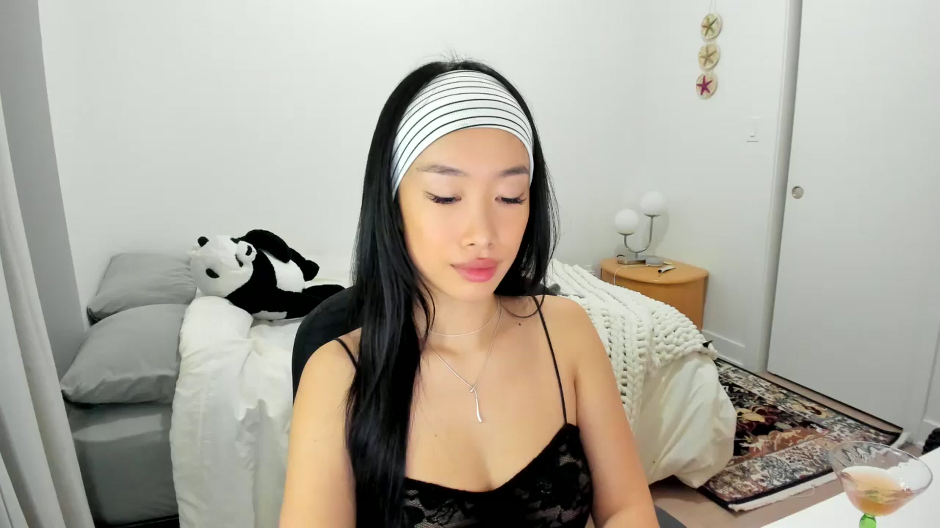 Gallery image thumbnail from BabieLee's myfreecams stream on, 01/13/2025, 22:55 image 15 of 20