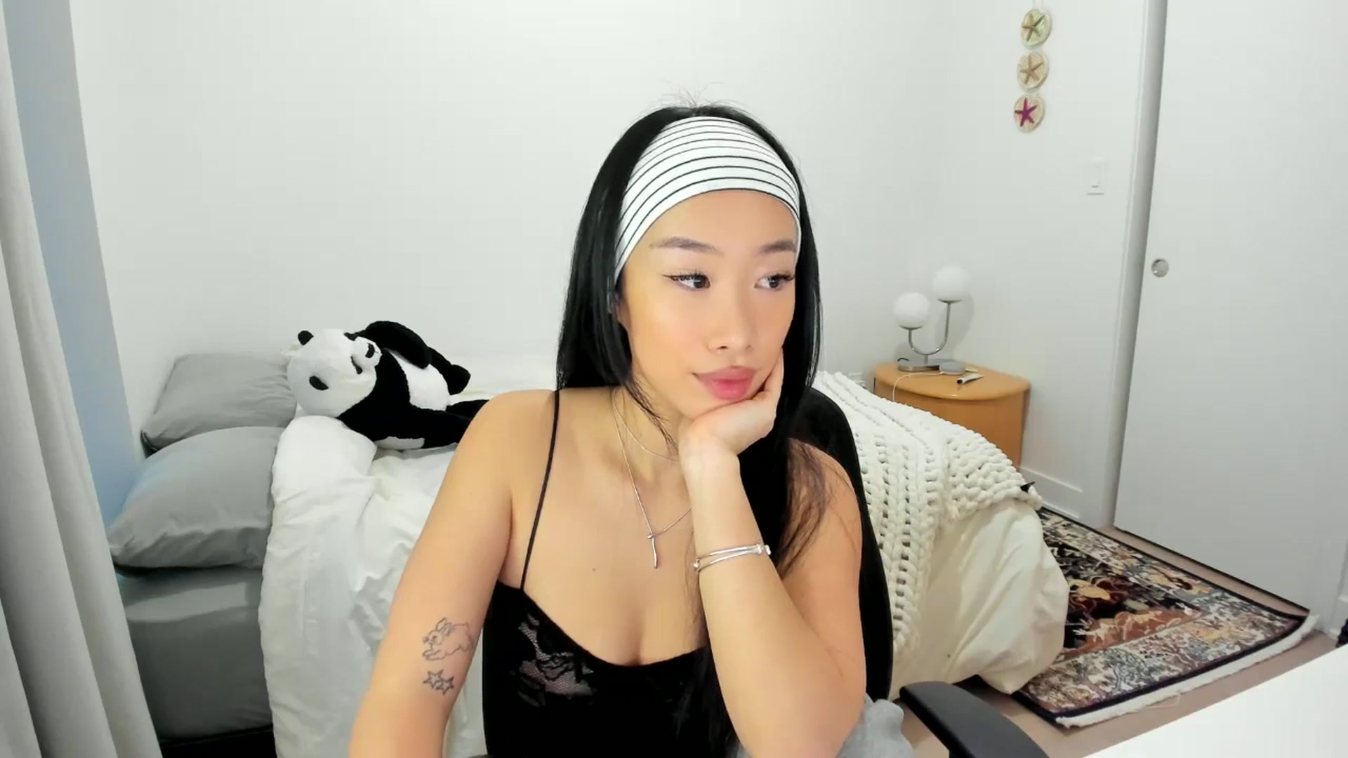 Gallery image thumbnail from BabieLee's myfreecams stream on, 01/13/2025, 22:55 image 6 of 20