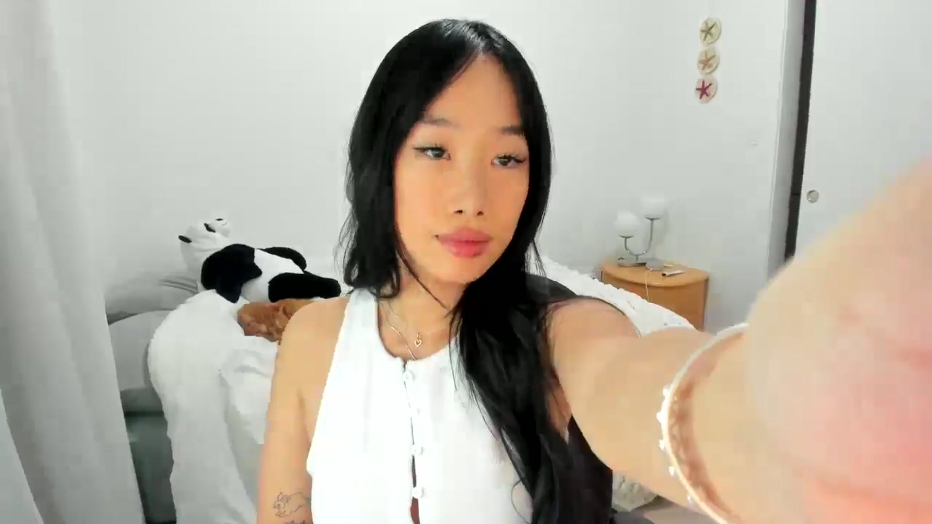 Gallery image thumbnail from BabieLee's myfreecams stream on, 01/15/2025, 03:59 image 15 of 20