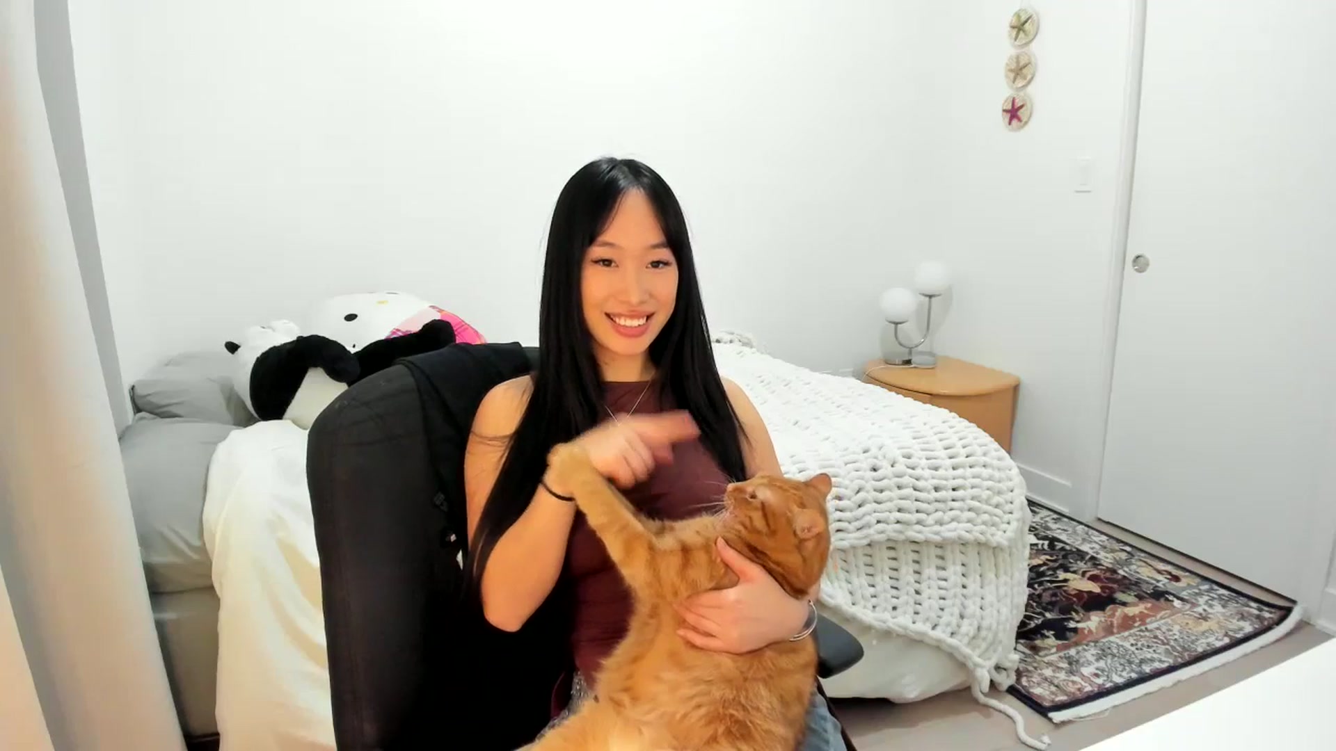 Gallery image thumbnail from BabieLee's myfreecams stream on, 01/31/2025, 04:48 image 14 of 20
