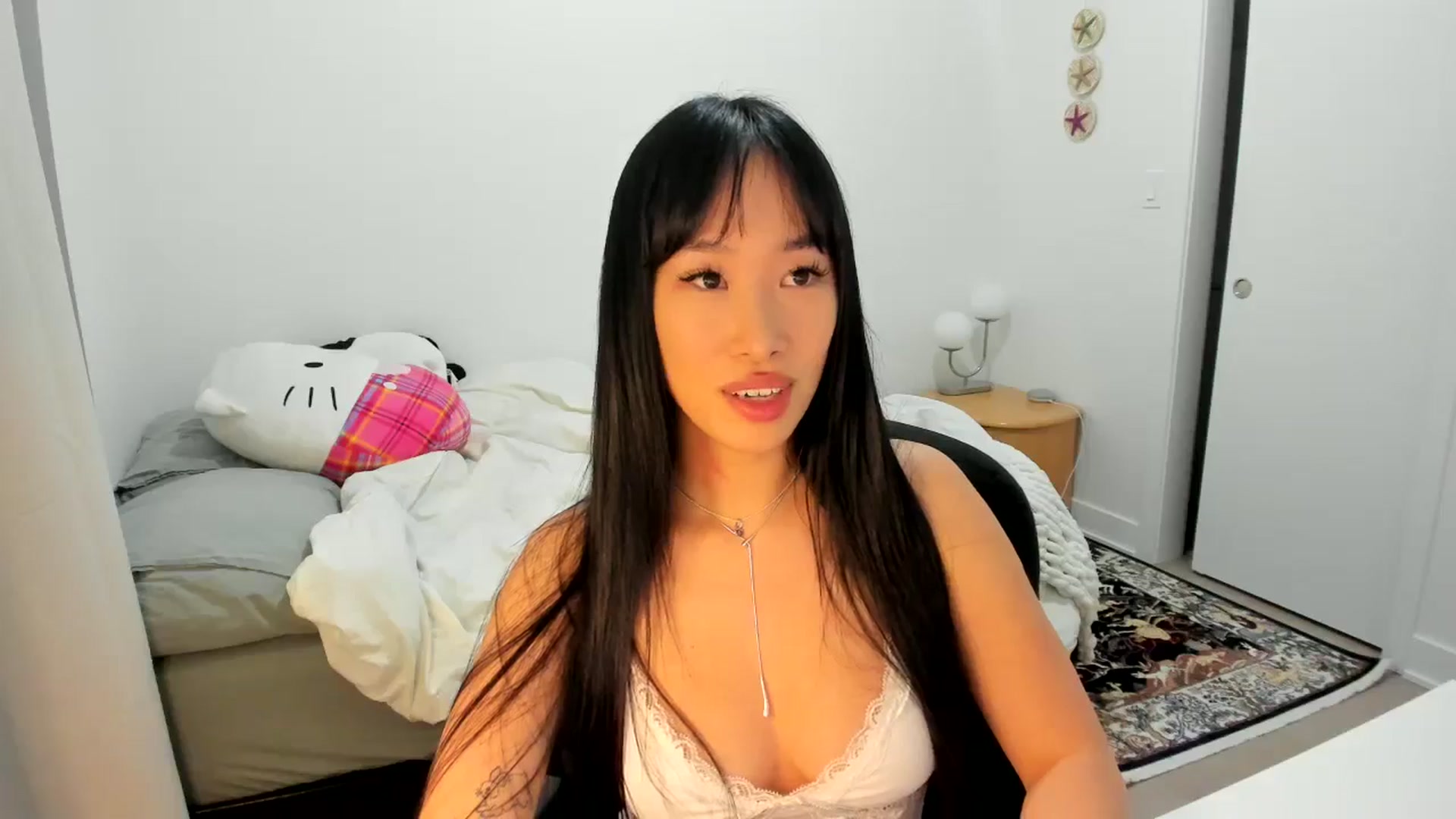 Gallery image thumbnail from BabieLee's myfreecams stream on, 02/08/2025, 04:17 image 14 of 20