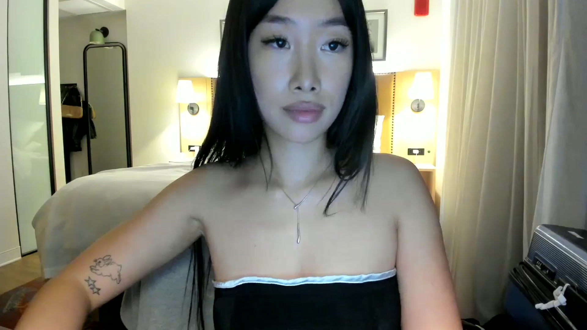 Gallery image thumbnail from BabieLee's myfreecams stream on, 02/24/2025, 20:44 image 10 of 20
