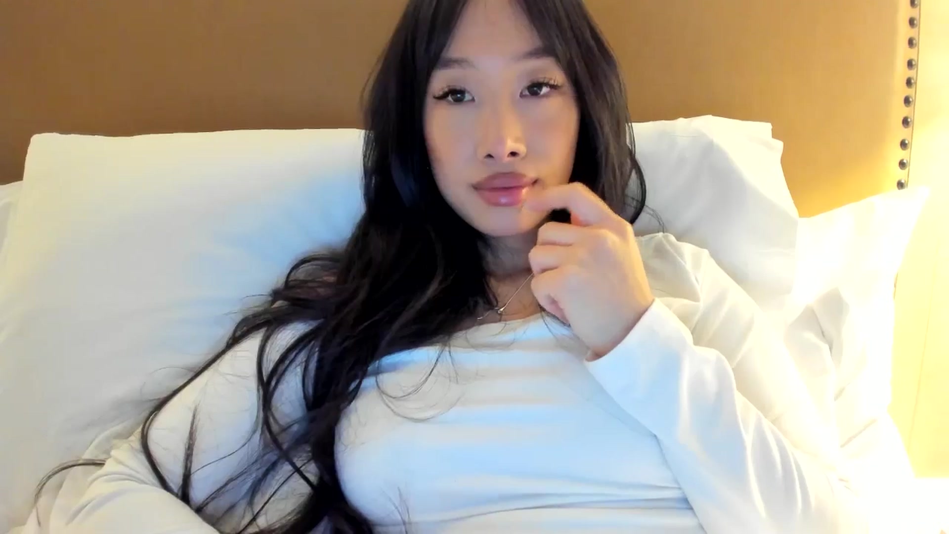 Gallery image thumbnail from BabieLee's myfreecams stream on, 02/25/2025, 20:41 image 15 of 20