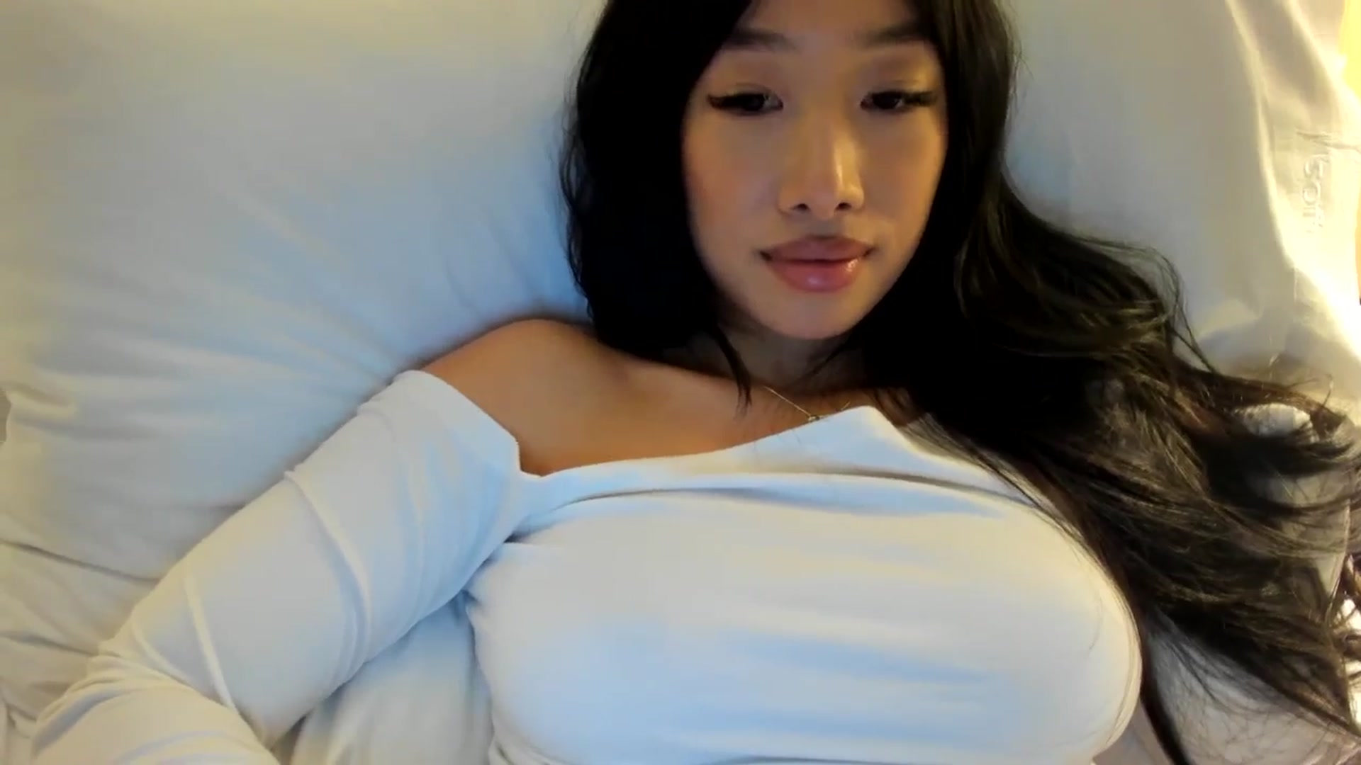 Gallery image thumbnail from BabieLee's myfreecams stream on, 02/25/2025, 21:36 image 6 of 20