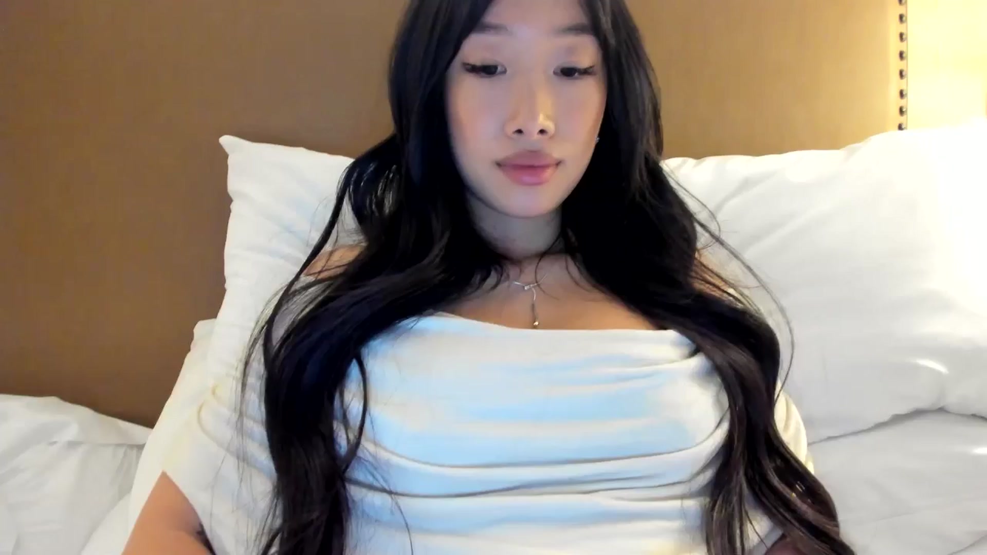 Gallery image thumbnail from BabieLee's myfreecams stream on, 02/26/2025, 19:18 image 1 of 20