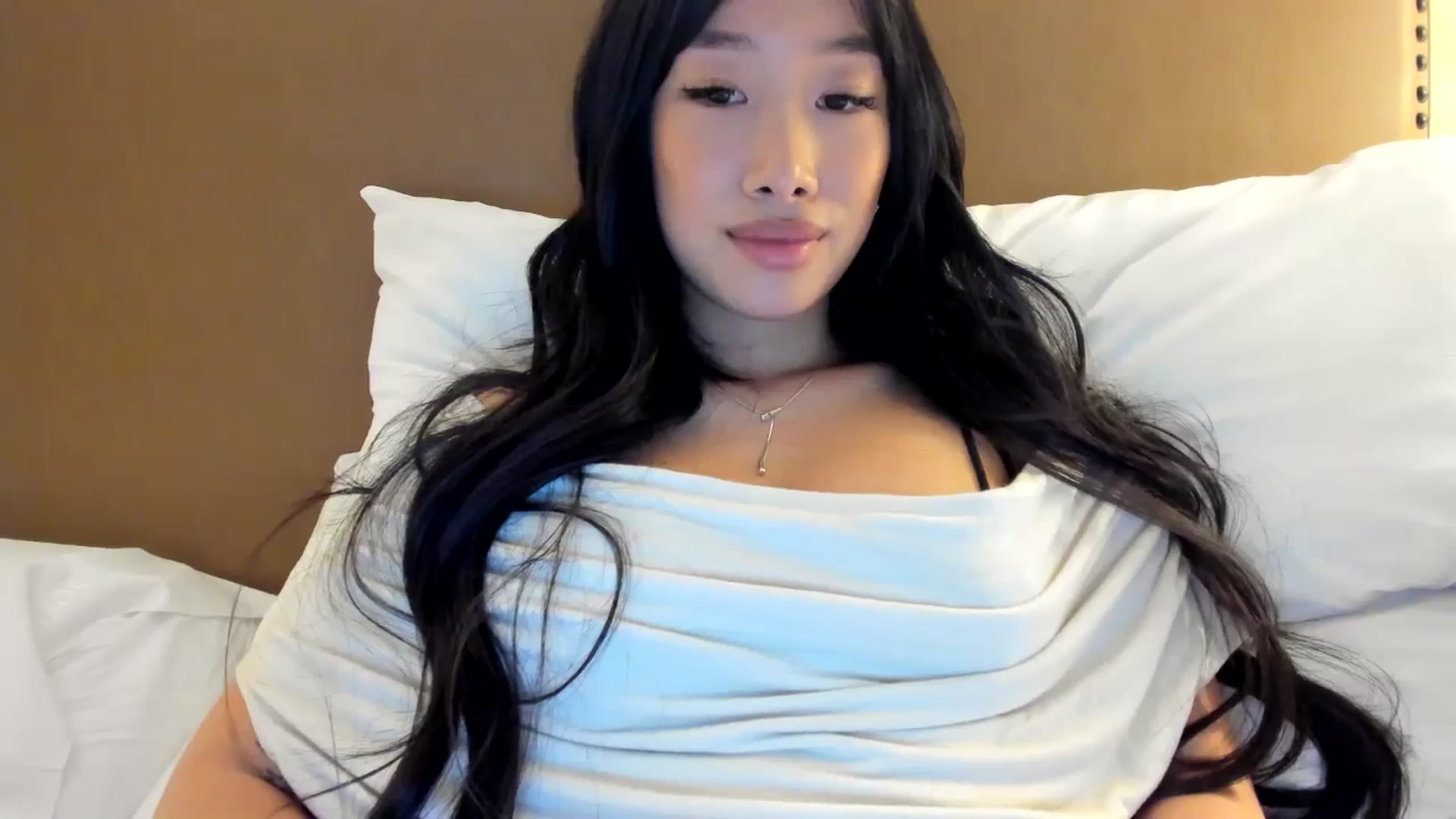 Gallery image thumbnail from BabieLee's myfreecams stream on, 02/26/2025, 19:18 image 11 of 20